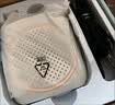 茁越K60无线小蜜蜂扩音器教师专用领夹式麦克风喇叭扬声器 大音量音质好零啸叫 长续航轻便蓝牙U盘音响 云岩白【无线磁吸充电领夹麦*2个】收纳包小香风背链 AI防啸叫/原声音质/待机一周/轻奢小巧 实拍图
