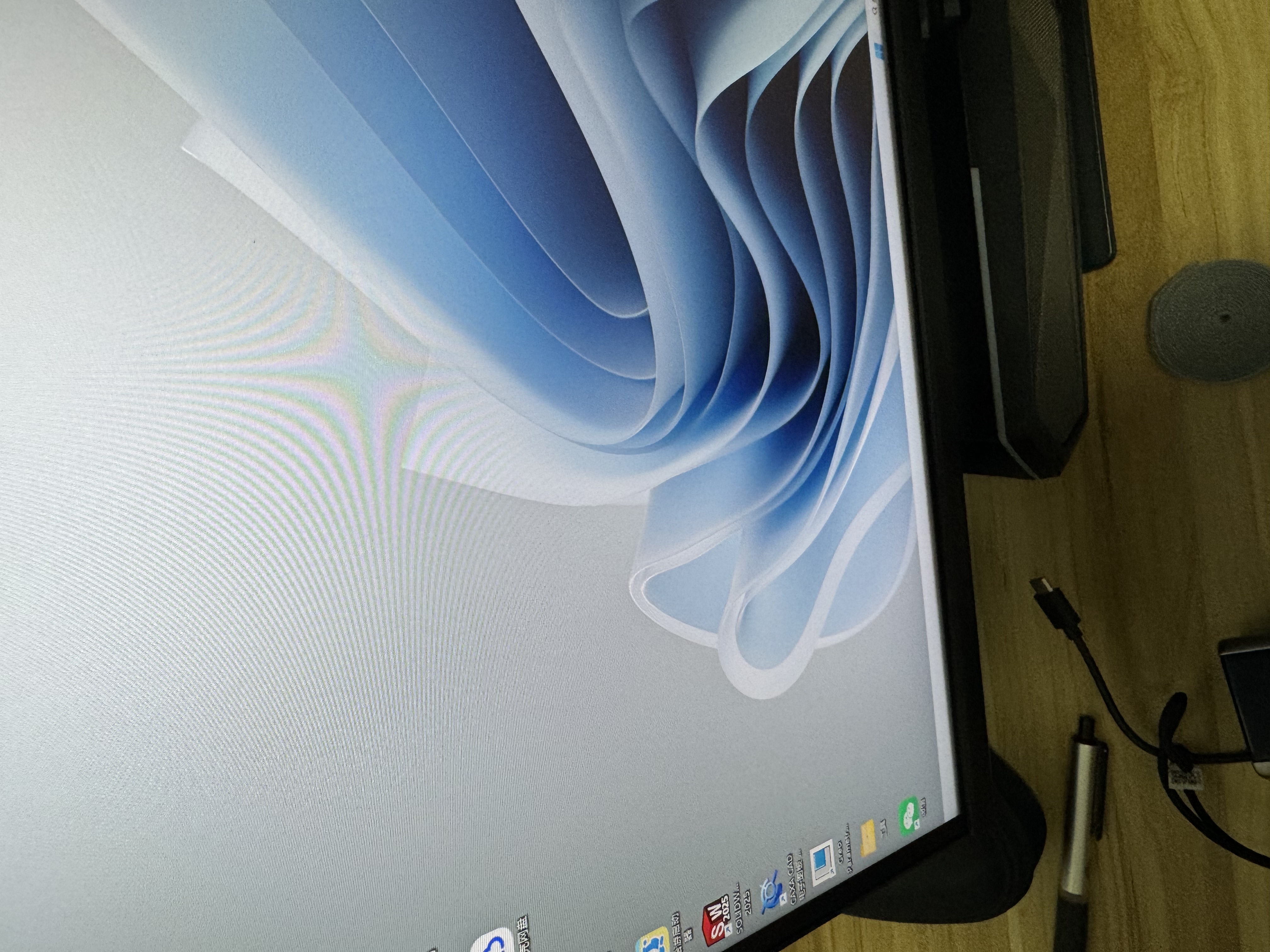 KTC 27英寸2K 220Hz 旋转升降 内置音箱FastIPS显示屏HDR400硬件护眼三角洲电脑显示器H27T22S-3 Pro 实拍图