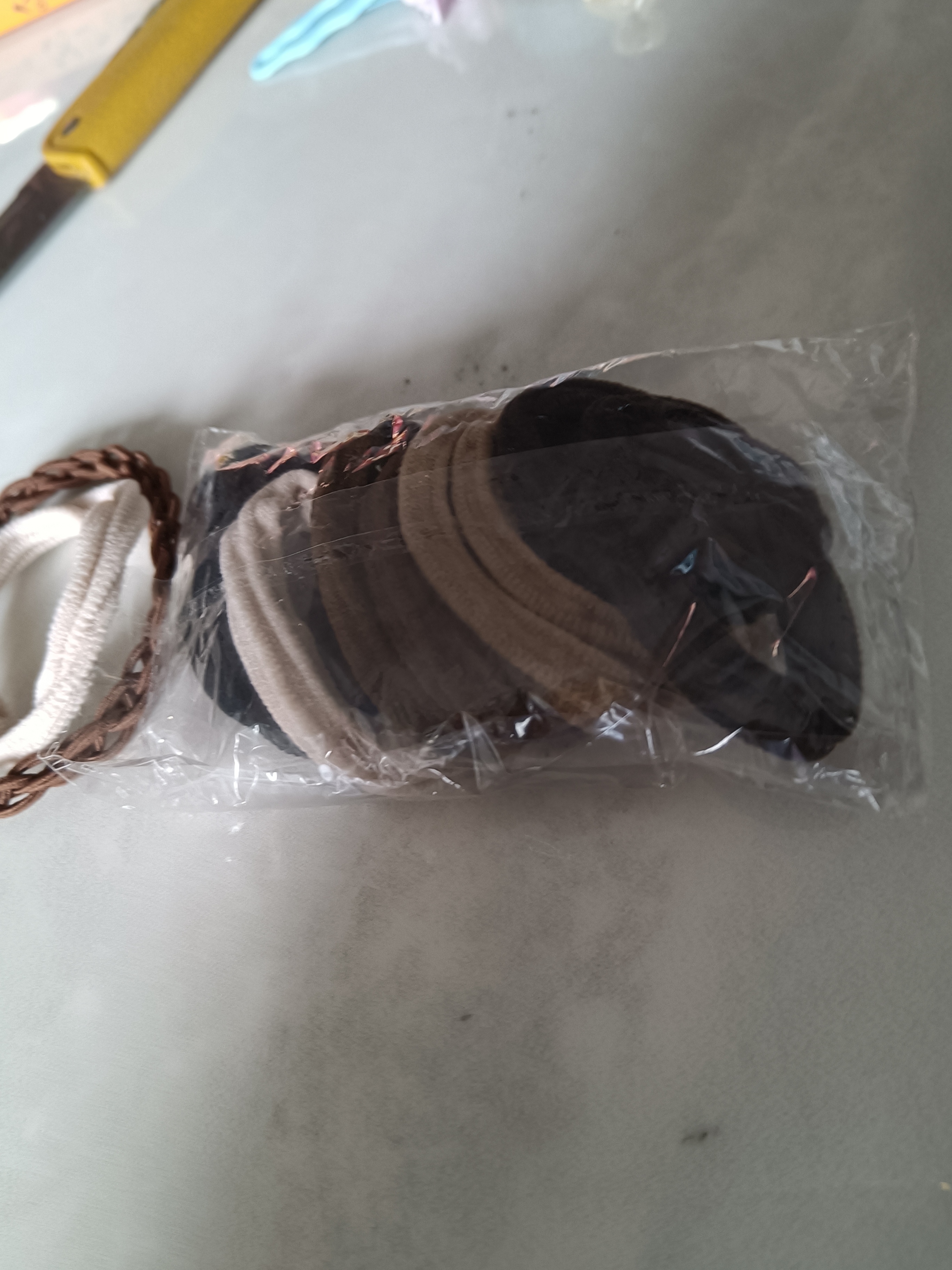 耐用黑色头绳弹力发圈女高马尾扎头发绳头饰皮套简约百搭皮筋发饰 混色10根(OPP袋装) 实拍图