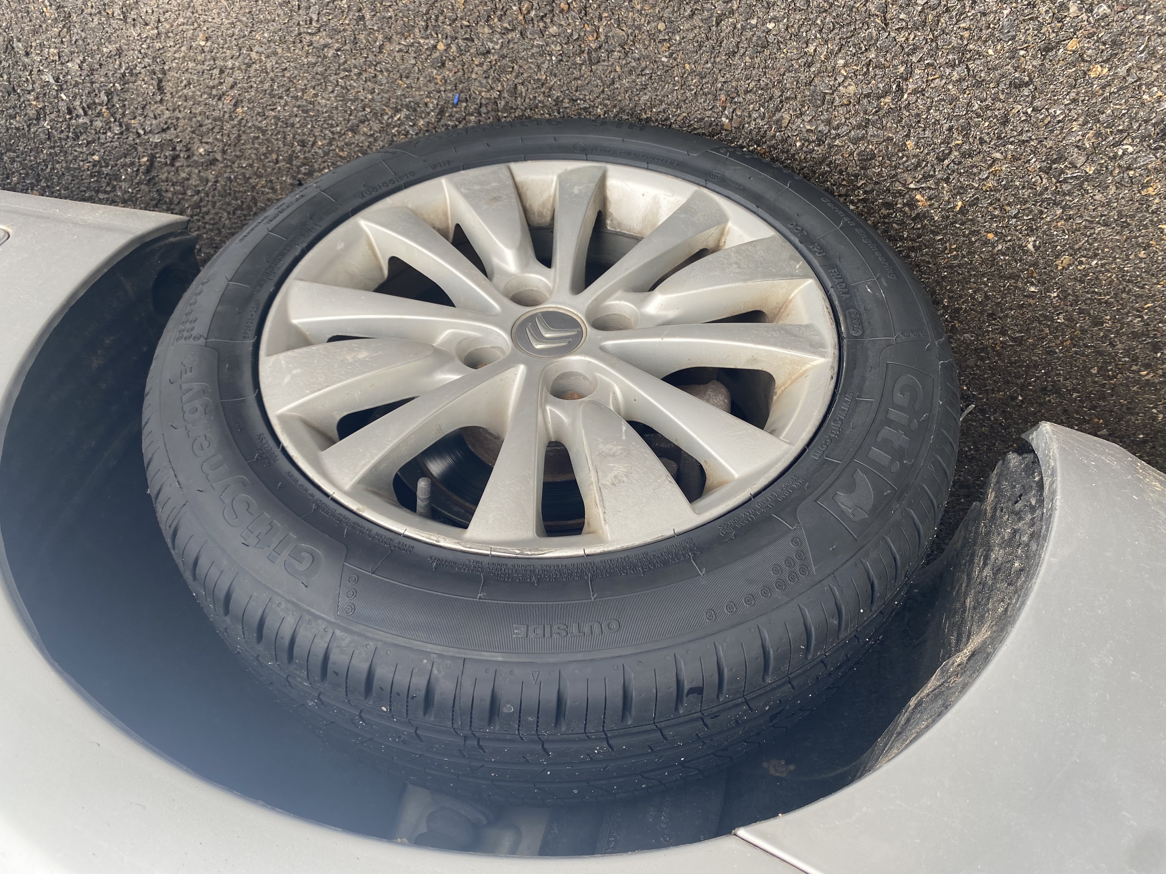 佳通轮胎（Giti）205/55R16 91H E1 原配 大众宝来 适配丰田卡罗拉/英朗/速腾/朗逸 实拍图