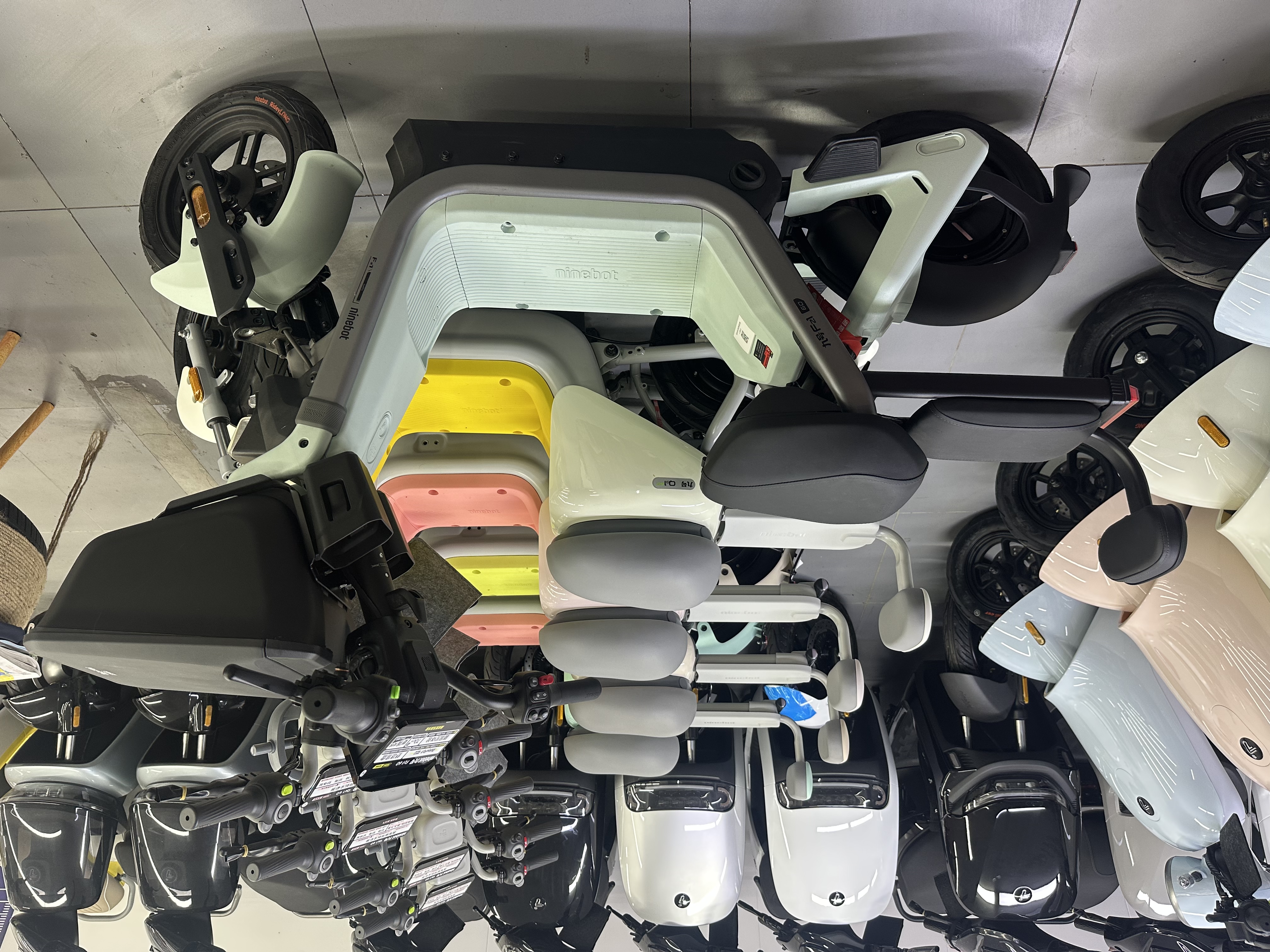 九号（Ninebot）【新国标电自】九号电动Fz1 60电动自行车9号智能电动车【门店自提】 到门店选颜色 实拍图