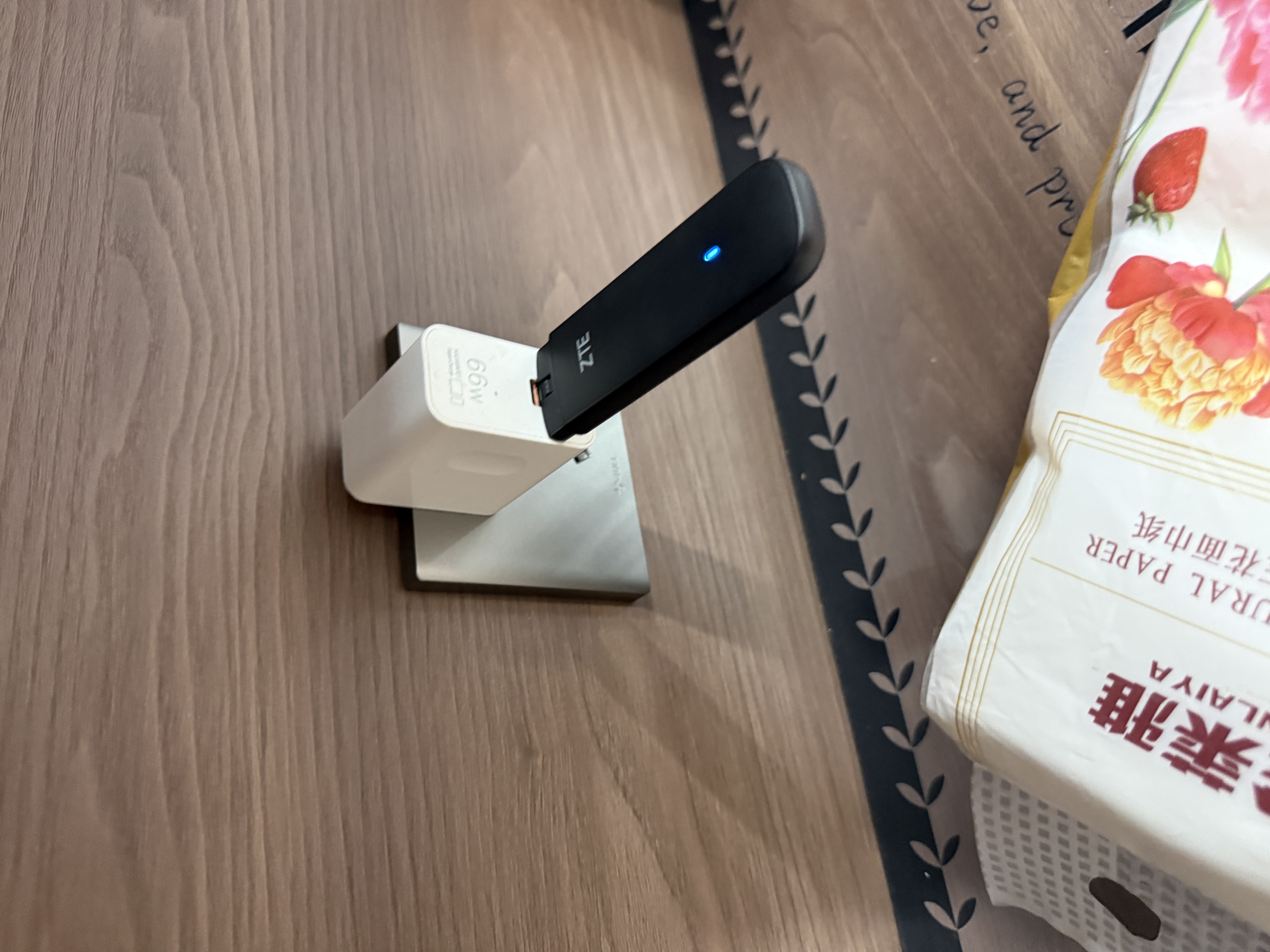 中兴（ZTE）F30 Pro 随身wifi6免插卡移动wifi无线网卡便携式热点4g路由器无限笔记本电脑通用流量2025款 实拍图