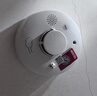 PGSTWiFi联网烟雾报警器远程连接手机APP提醒家用厨房烟感器 S01W-CN 实拍图