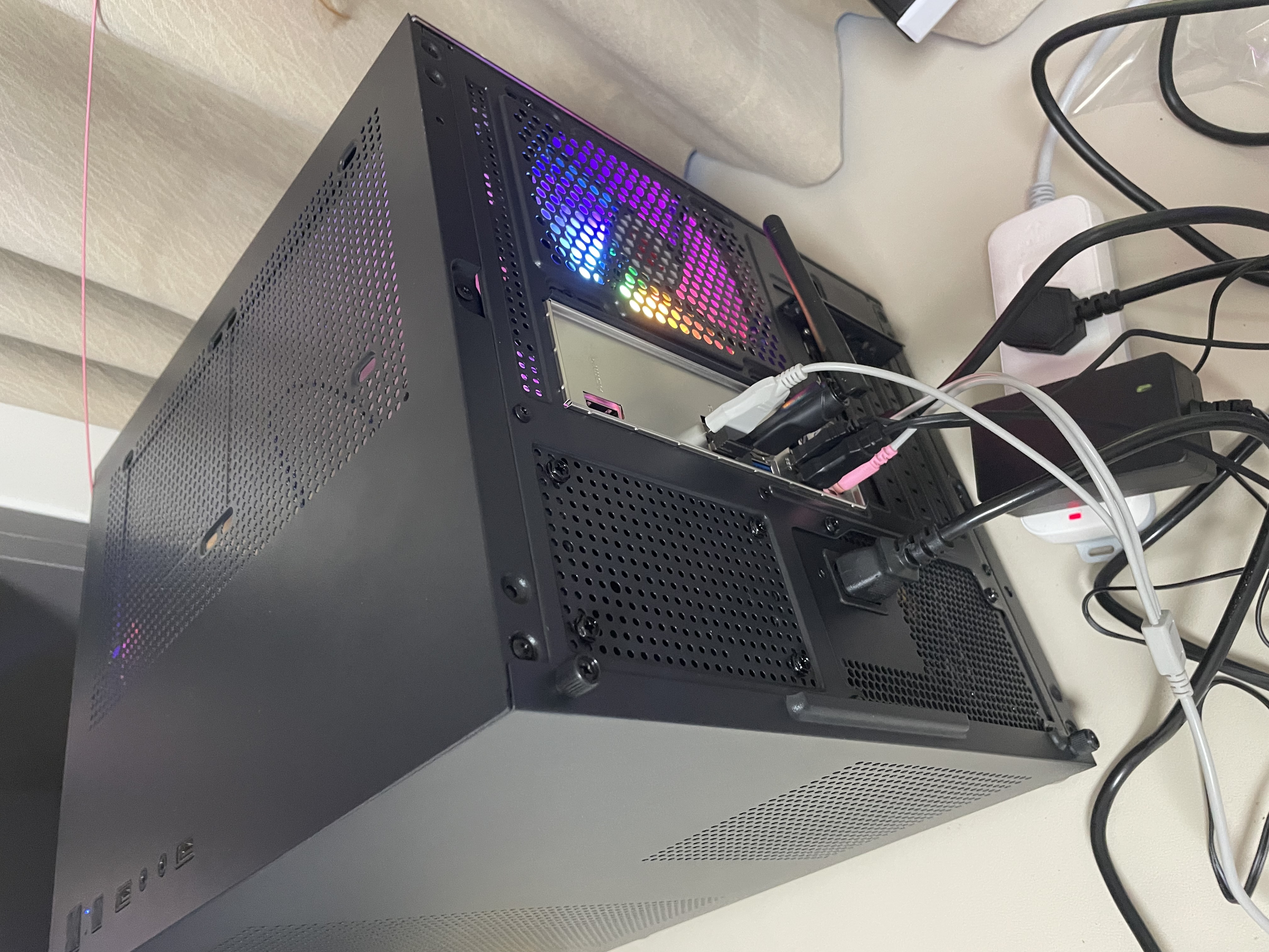 微星（MSI） i5 12400F/14400F/RTX3060/4060/5060Ti黑悟空三角洲游戏主机电脑台式机组装电脑主机DIY整机 配置九：i5 14400F丨RTX5060 8G 实拍图