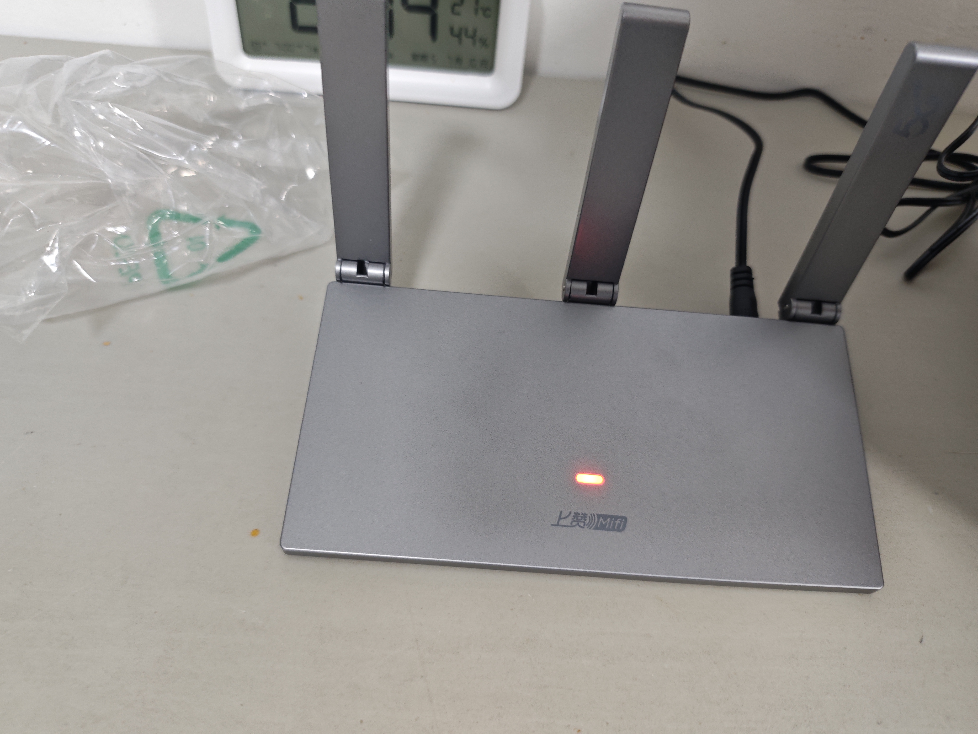 上赞 SZ50 5G随身wifi免插卡移动路由器免装宽带无线上网卡办公家用支持多人同时连接 实拍图