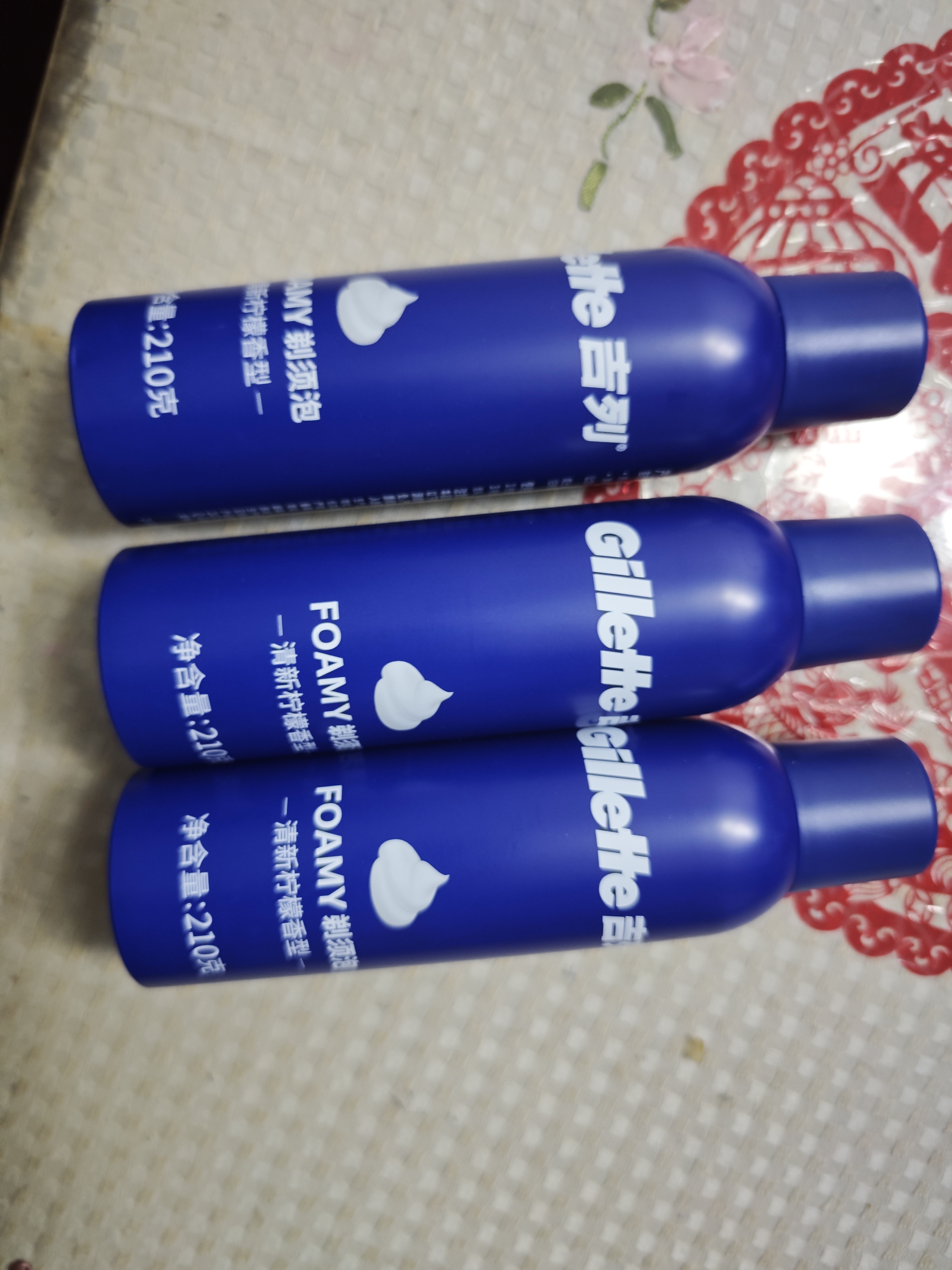 吉列剃须泡沫 清新柠檬型210gx3 剃须膏剃须啫喱剃刮胡须刀手动 非刀头男士京东自营旗舰非吉利 实拍图