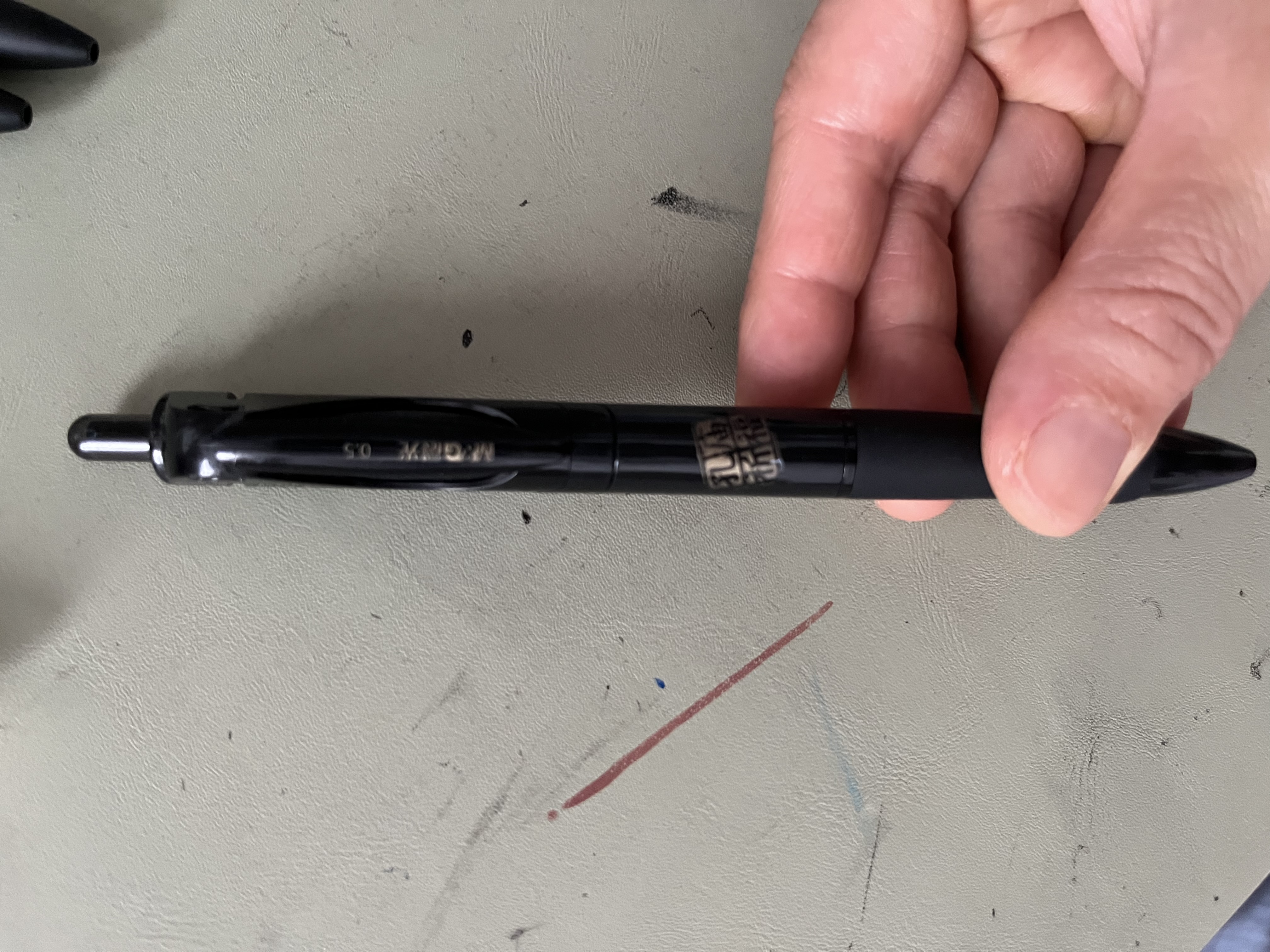 晨光（M&G）文具小金戒K35按动中性笔0.5速干ST头签字笔黑笔商务考试水笔高颜值办公用品 12支装AGPK350QA 实拍图