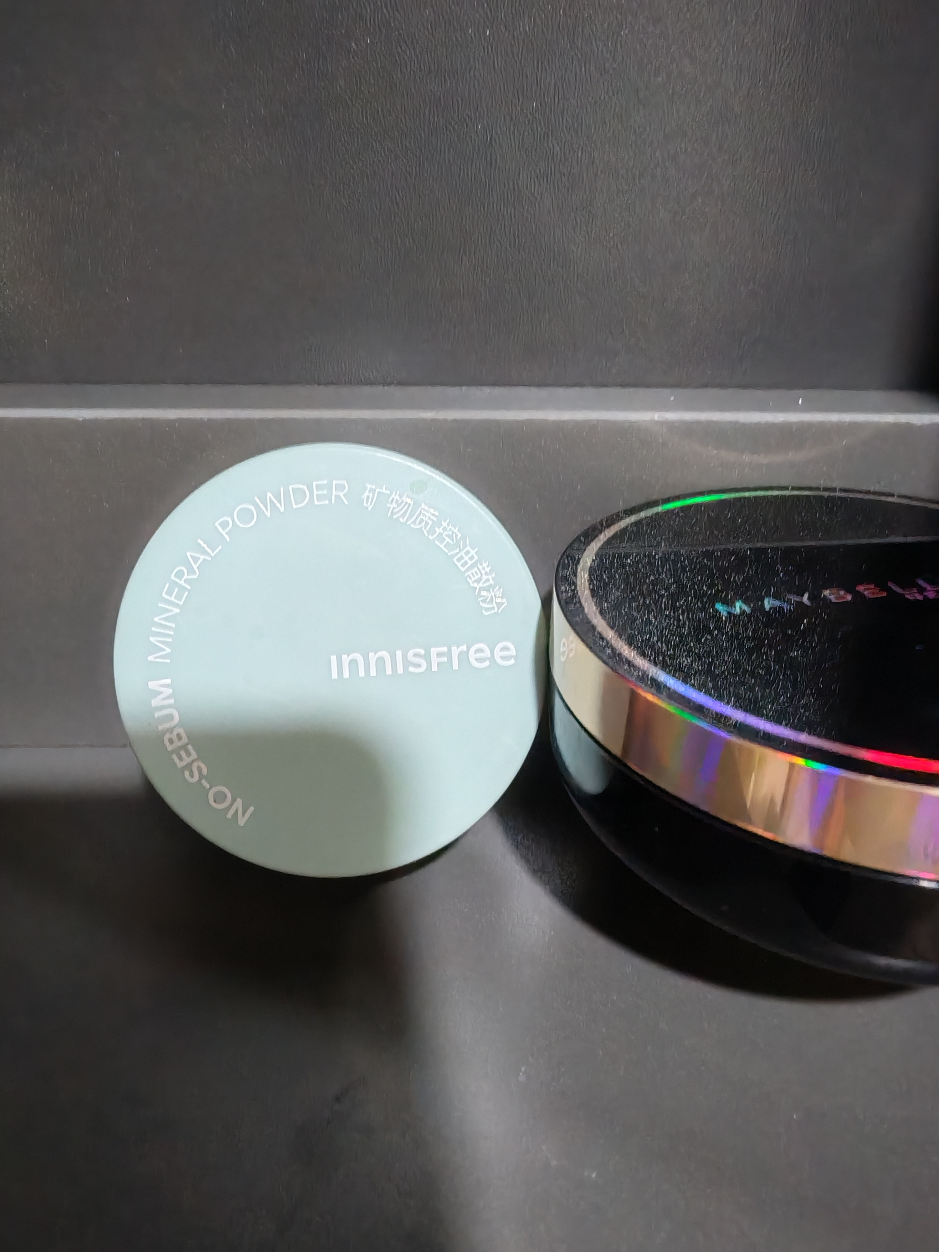 悦诗风吟（innisfree）控油矿物质散粉5g持久定妆带粉扑隐匿毛孔油皮哑光 实拍图