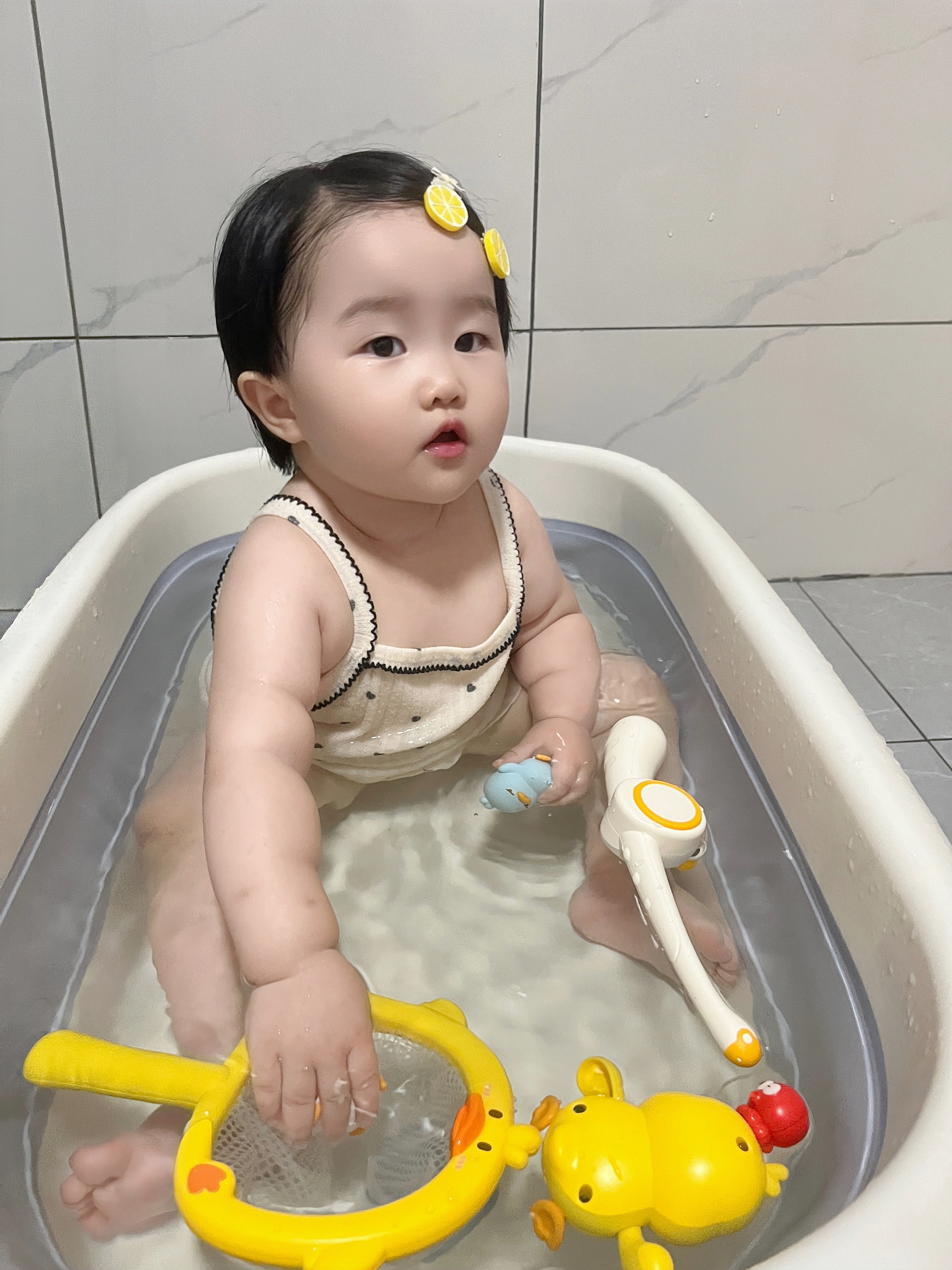 马丁兄弟宝宝洗澡玩具儿童戏水磁吸钓捞鱼玩具浴池沐浴玩水玩具1-3岁礼物 实拍图