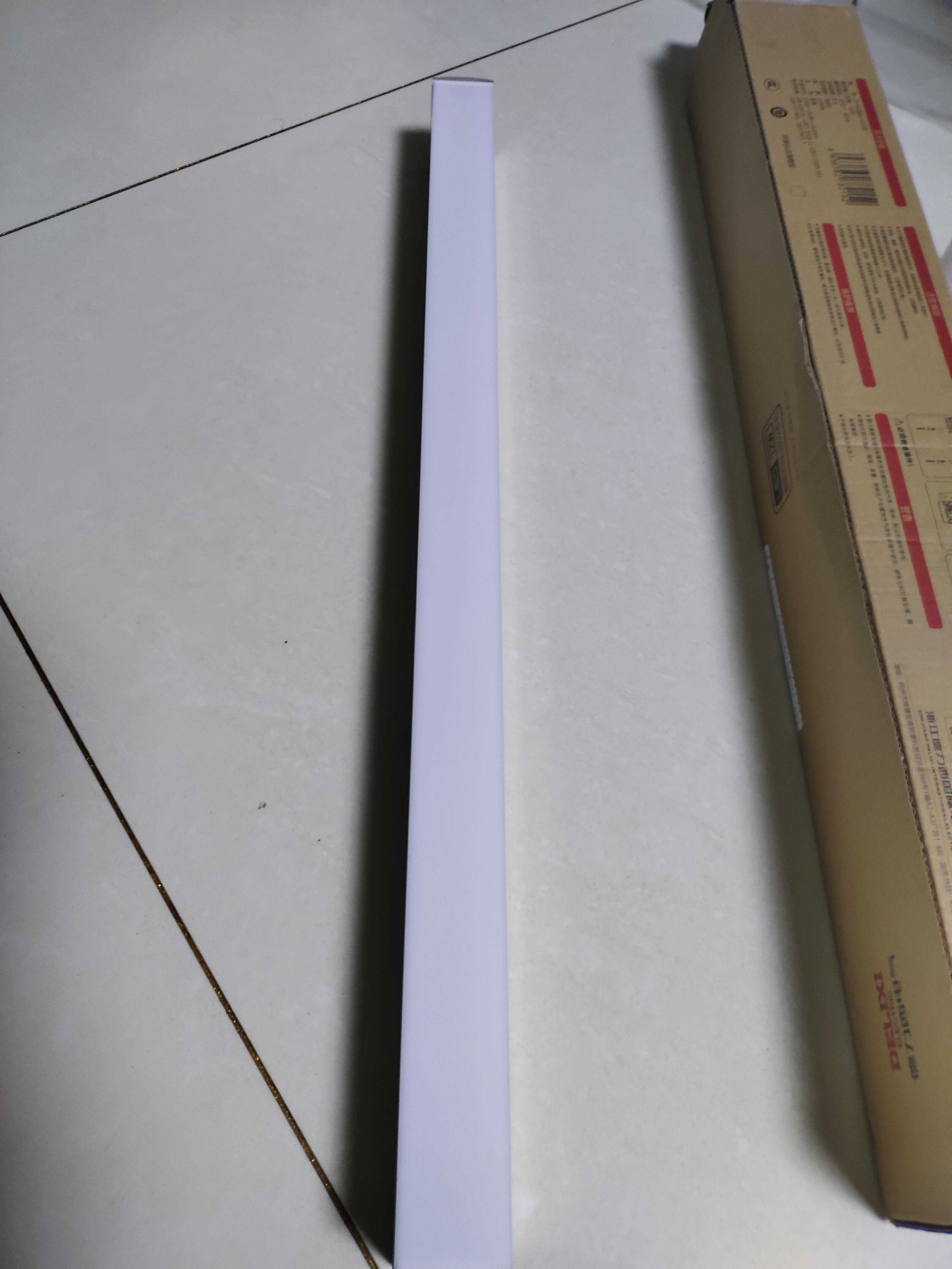 德力西（DELIXI）LED镜前灯 浴室卫生间防水壁灯化妆灯12W暖白光60厘米  实拍图