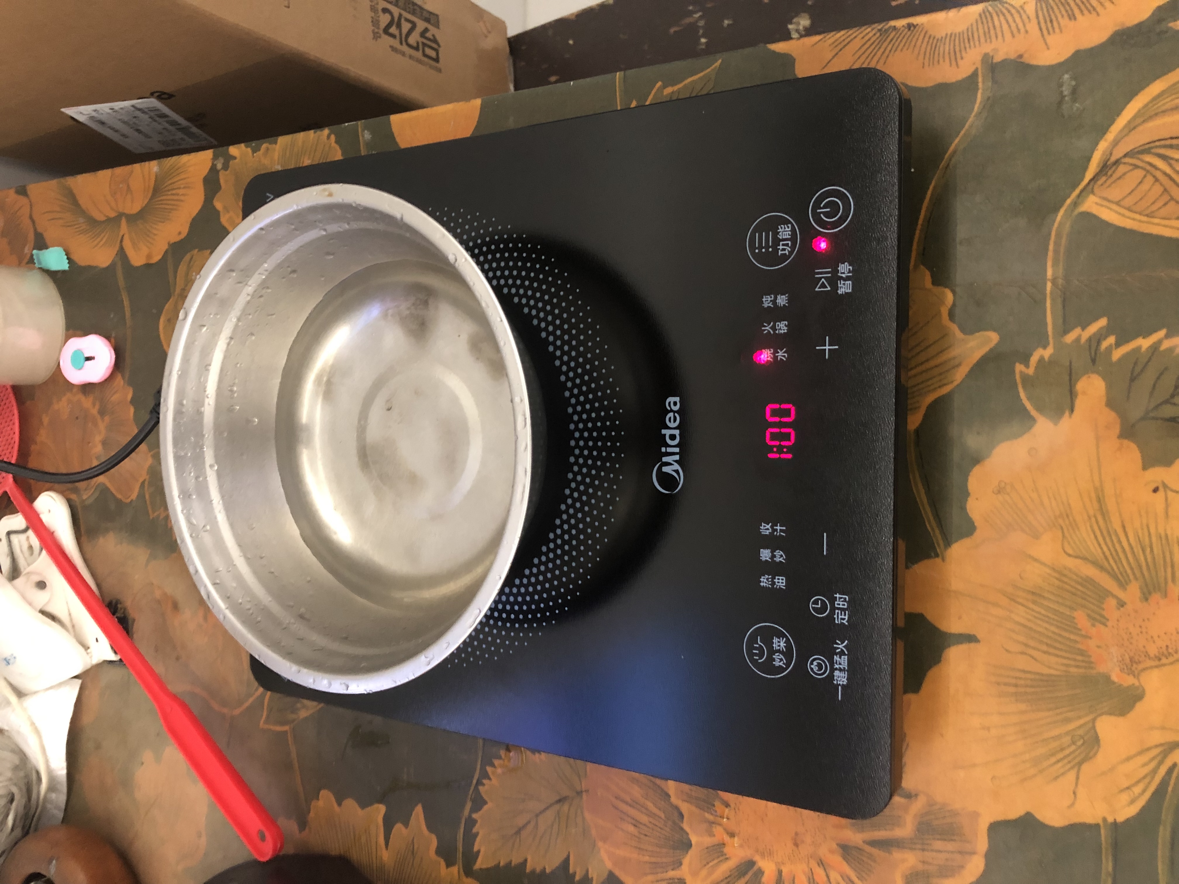 美的（Midea）家用电磁炉电陶炉电池炉2200W大功率猛火新型电磁灶一体微晶面板爆炒炒菜智能定时火锅炉MC-22MB06 实拍图