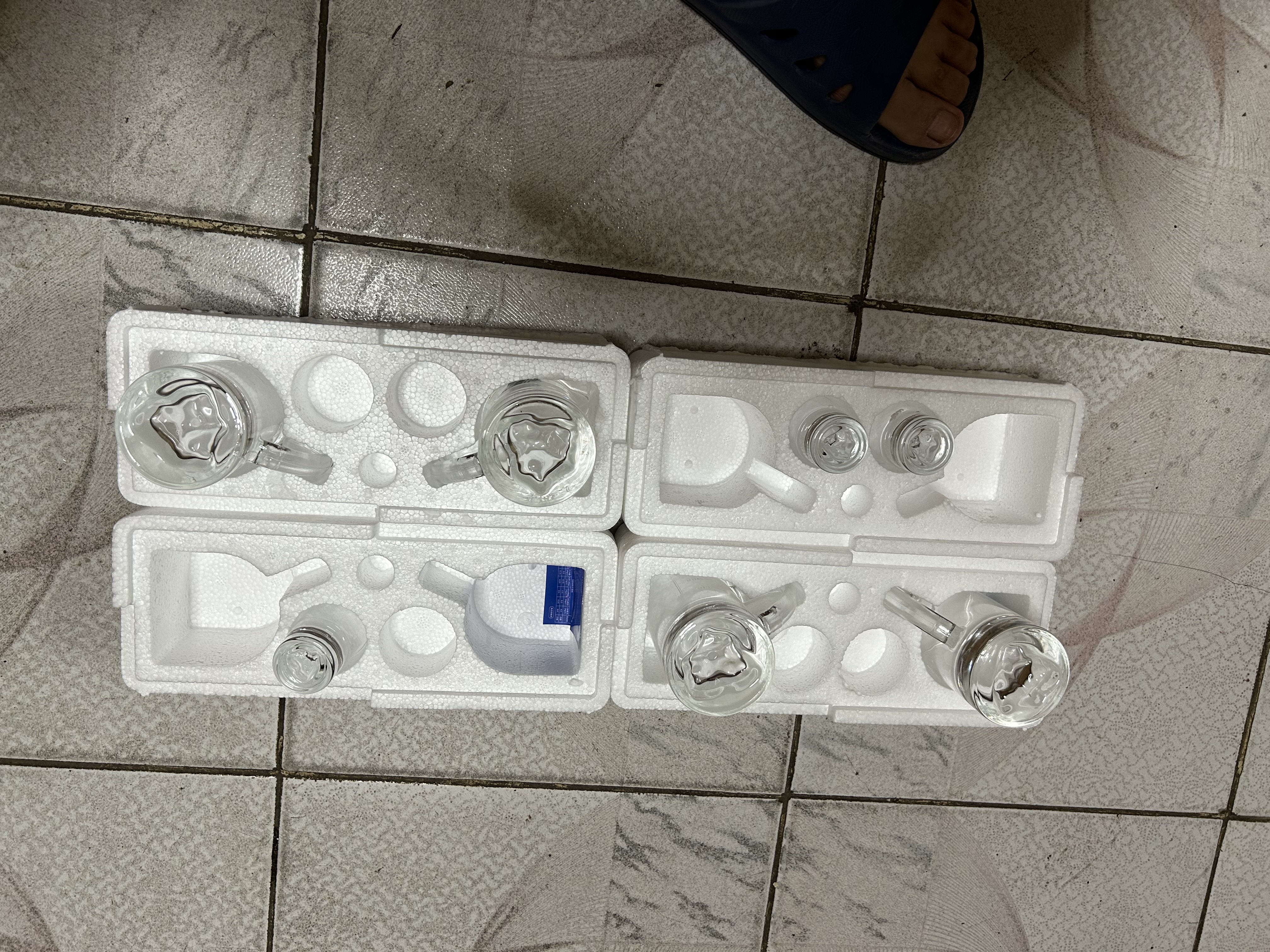 乐唯诗（LOVWISH）白酒杯分酒器套装家用小酒杯一口玻璃商用二两2量带刻度100ml酒盅 观山杯4个+观山分酒器4个100ml 实拍图