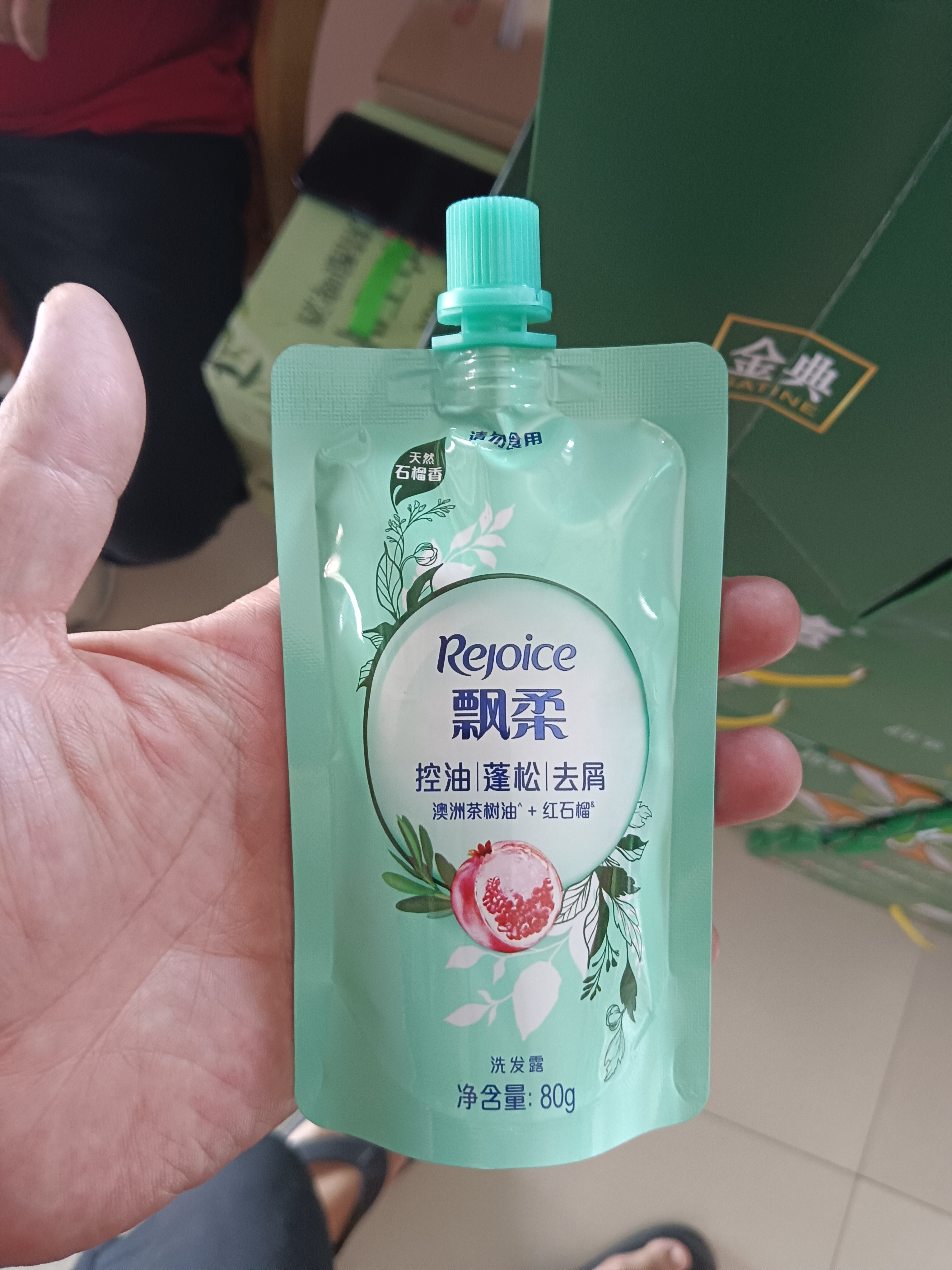 飘柔控油蓬松去屑洗发水80g红石榴女士男士洗发露洗头膏液京东自营 实拍图