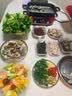 摩飞电器（Morphyrichards）二代升级多功能锅料理锅鸳鸯火锅5升定时预约烤肉涮一体蒸煮炒煎多用途电火锅MR9099 5L 英伦红标配【深锅+牛扒盘+蒸格】 实拍图