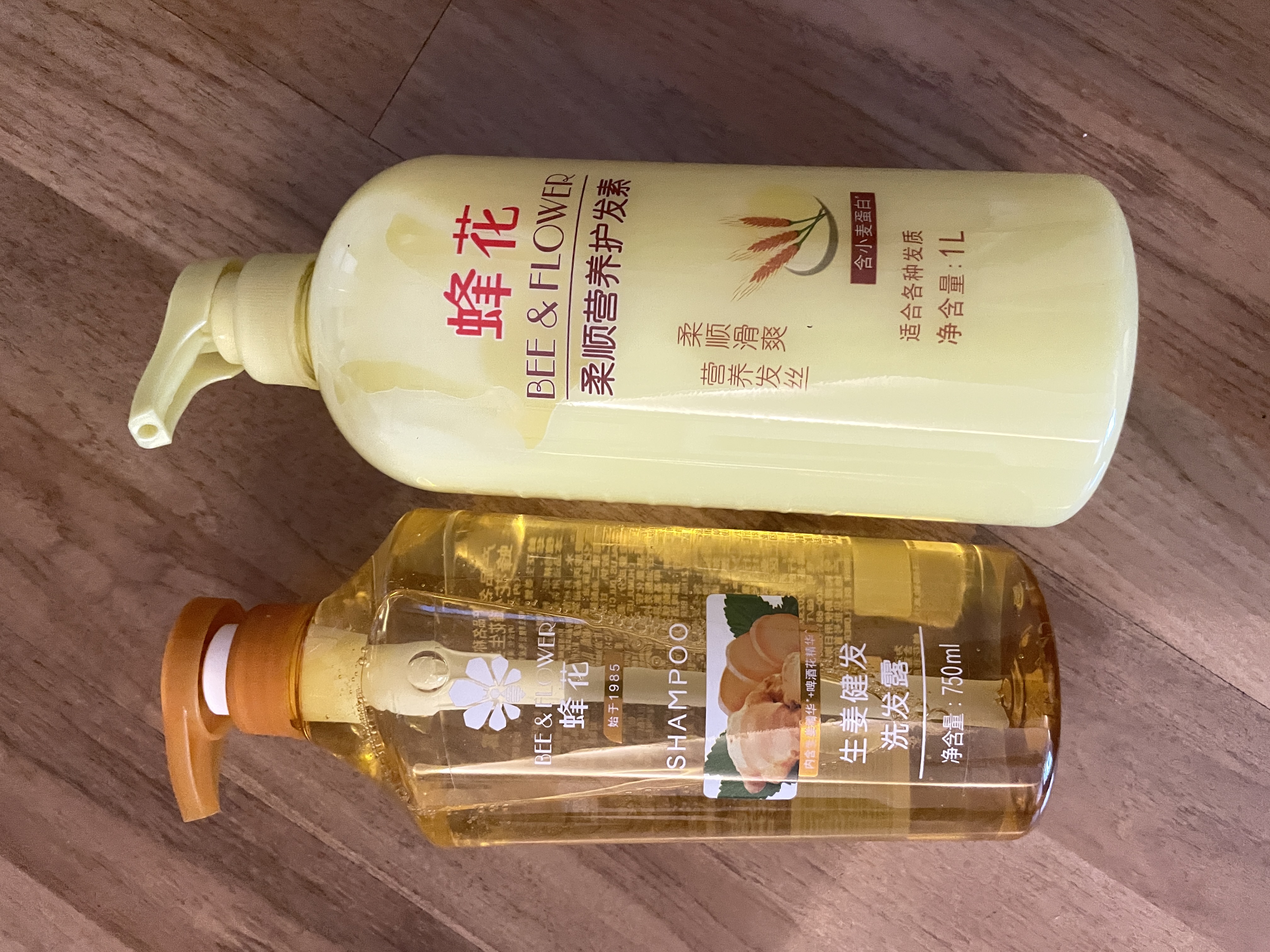 蜂花柔顺护发素1L小麦蛋白营养滋润干枯烫染受损补水顺滑男女士润发乳 实拍图