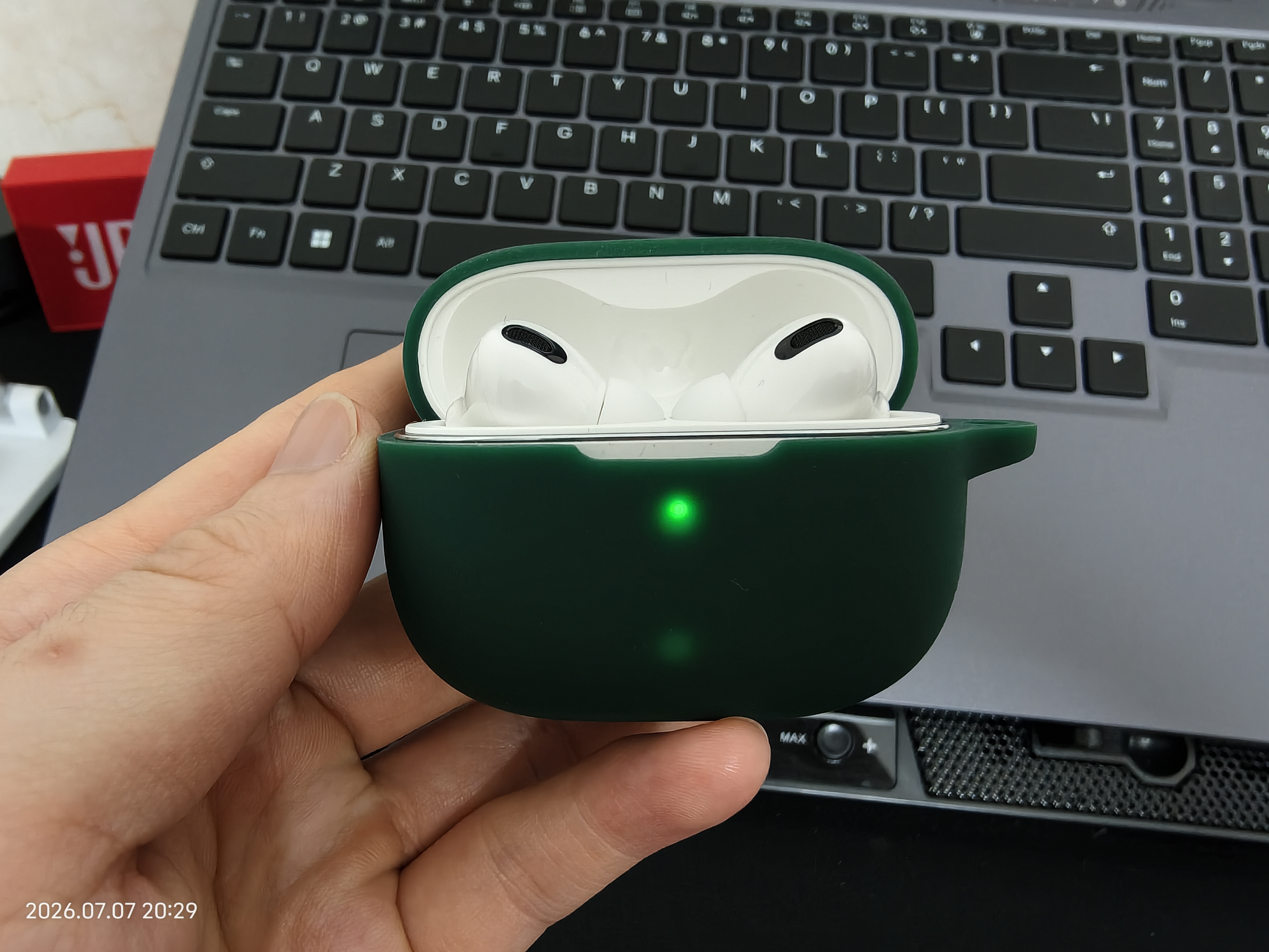 vivo TWS 4 远峰白 国家补贴 高保真Hi-Fi级音质 55dB深海降噪 蓝牙耳机 苹果华为小米oppo手机通用 实拍图