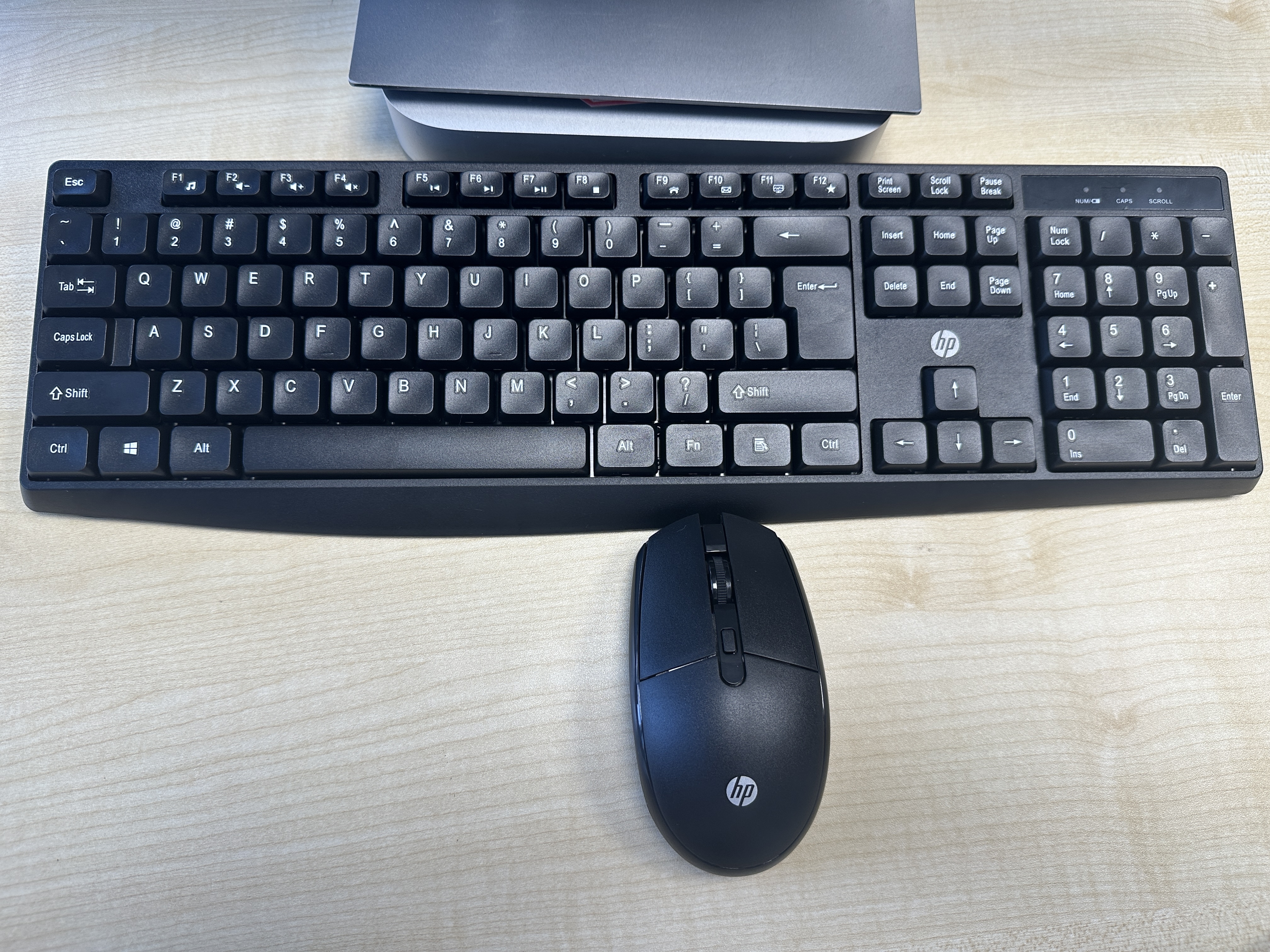 惠普（HP）CS10L无线键盘鼠标套装 键鼠套装 全尺寸键盘 轻音按键高效舒适商务办公键盘鼠标 实拍图