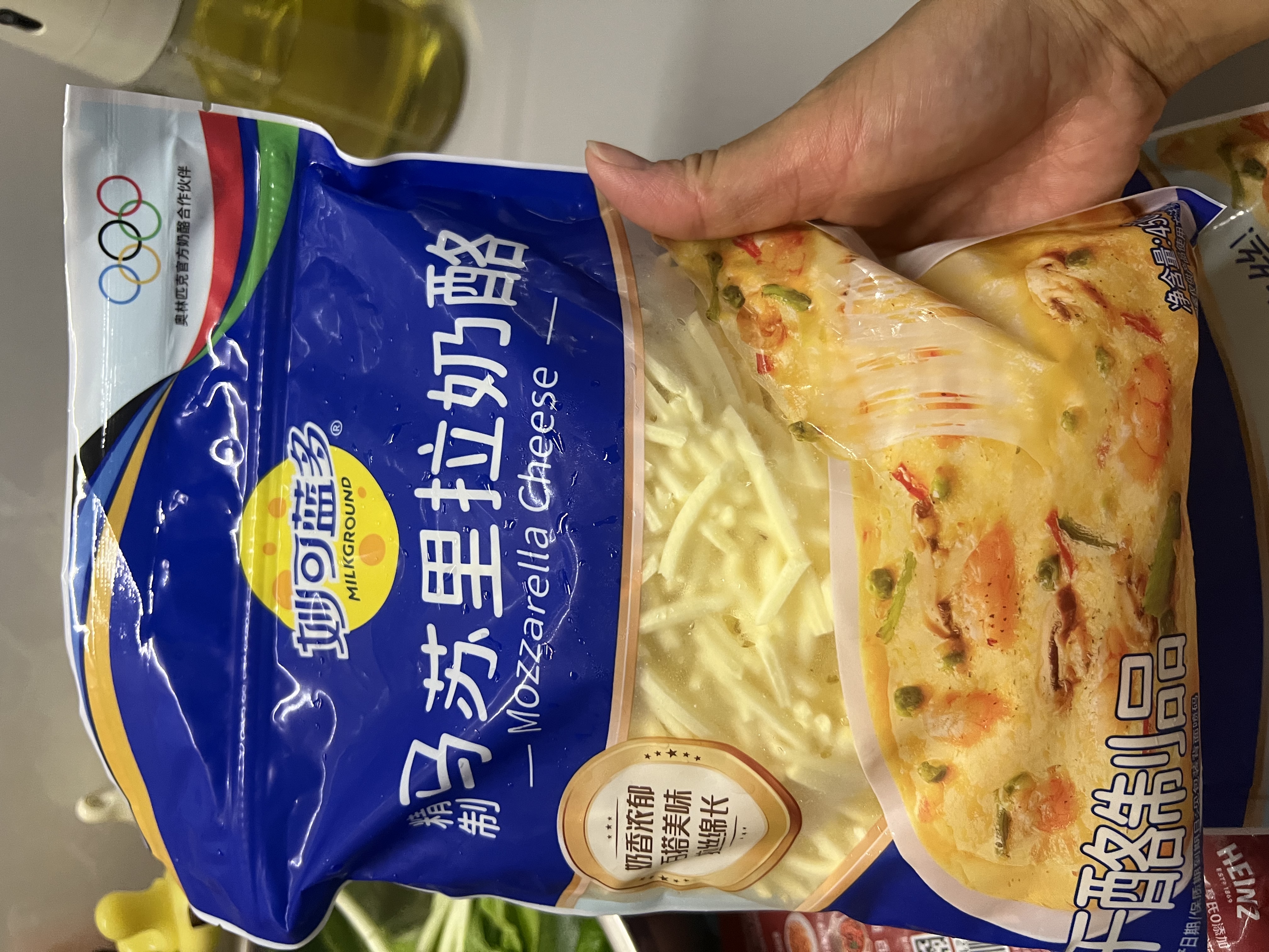 妙可蓝多马苏里拉芝士碎450g*2 奶酪碎 焗饭披萨拉丝烘焙原料 实拍图