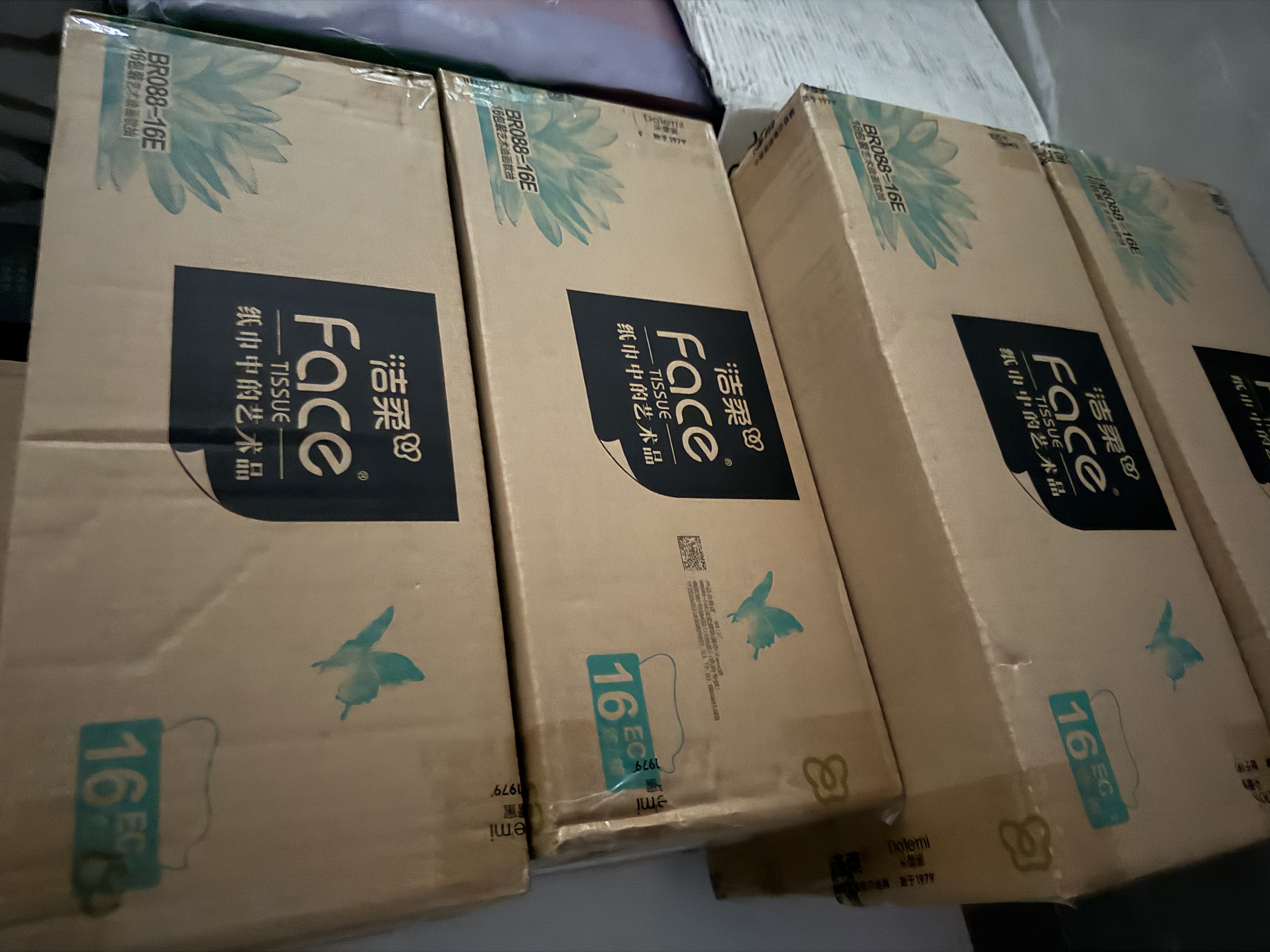 洁柔抽纸 艺术油画Face4层80抽*18包 大尺寸 可湿水面巾纸柔韧 实拍图