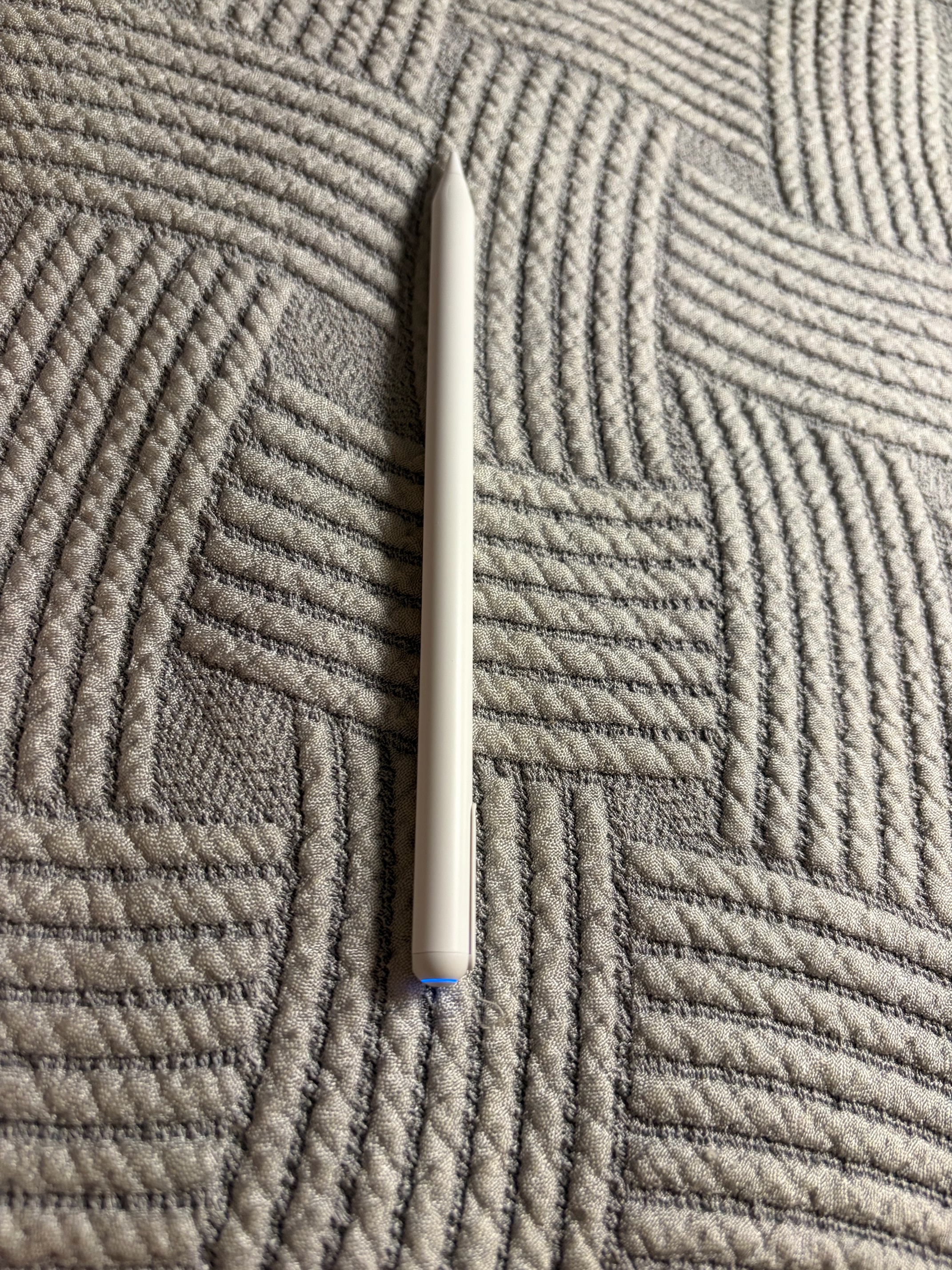 倍思电容笔iPad苹果笔触控笔手写笔 适用apple pencil Pro/Air8/Mini7/iPad11平板触屏笔双充智控笔 实拍图