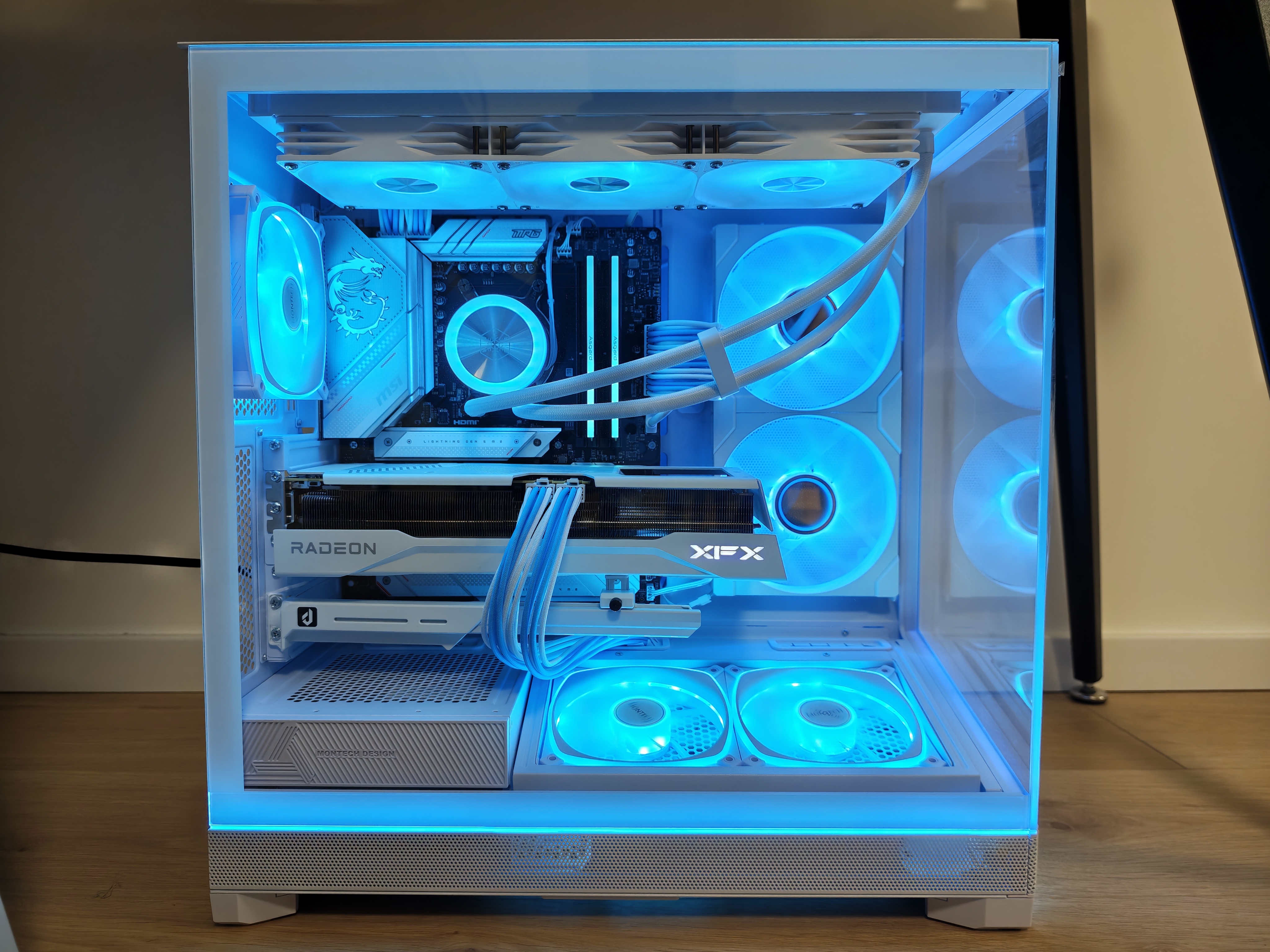 追风者（PHANTEKS）M25反叶14cm白色二代积木幻彩机箱水冷排散热风扇(ARGB无限镜/隐藏式螺丝/PWM温控/单包) 实拍图
