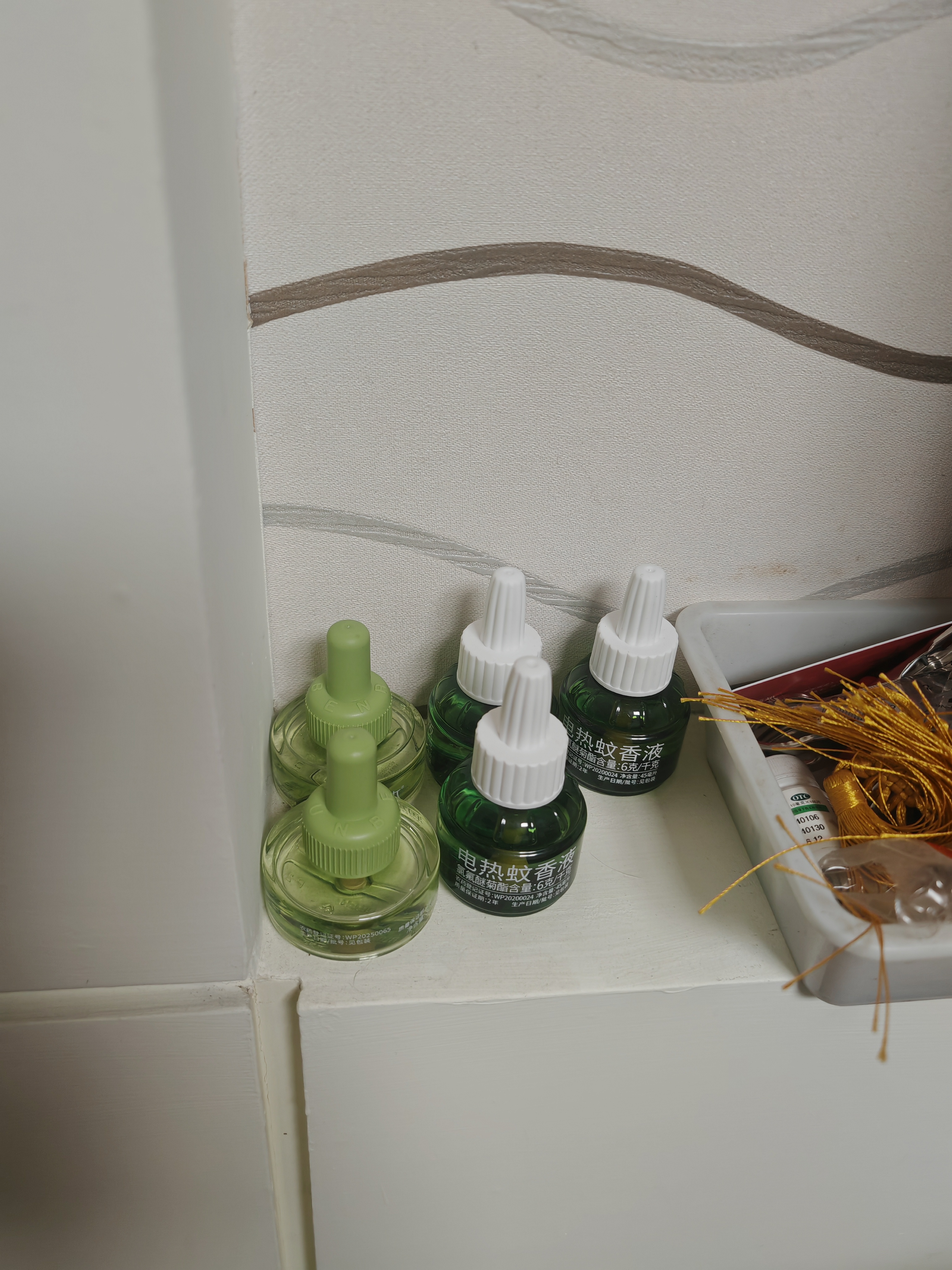 润本电蚊香液驱蚊液90晚大容量30ml×3瓶+1器电蚊香植物定时款 实拍图