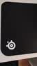 赛睿（SteelSeries）QcK Small  游戏电竞鼠标垫小号 电竞fps顺滑鼠标垫 办公鼠标垫 防滑橡胶 便携版S号 250*210*2mm 实拍图