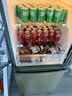 可口可乐（Coca-Cola）汽水 碳酸饮料 200ml*24罐  迷你摩登罐 新老包装随机发货 实拍图