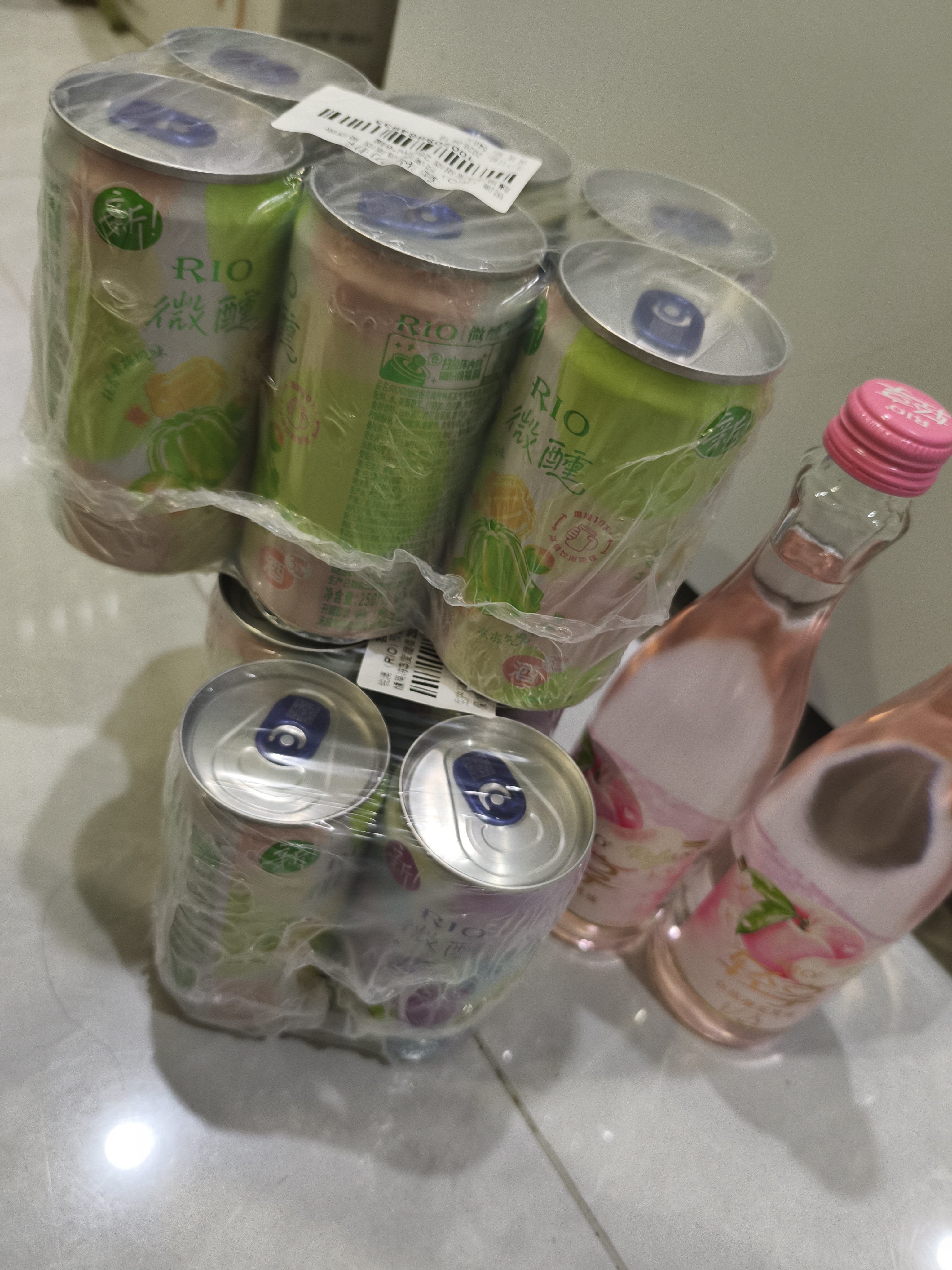 锐澳（RIO）洋酒 鸡尾酒 冰饮果酒甜酒 轻享12度低度酒 300ml*1瓶伴手礼 实拍图