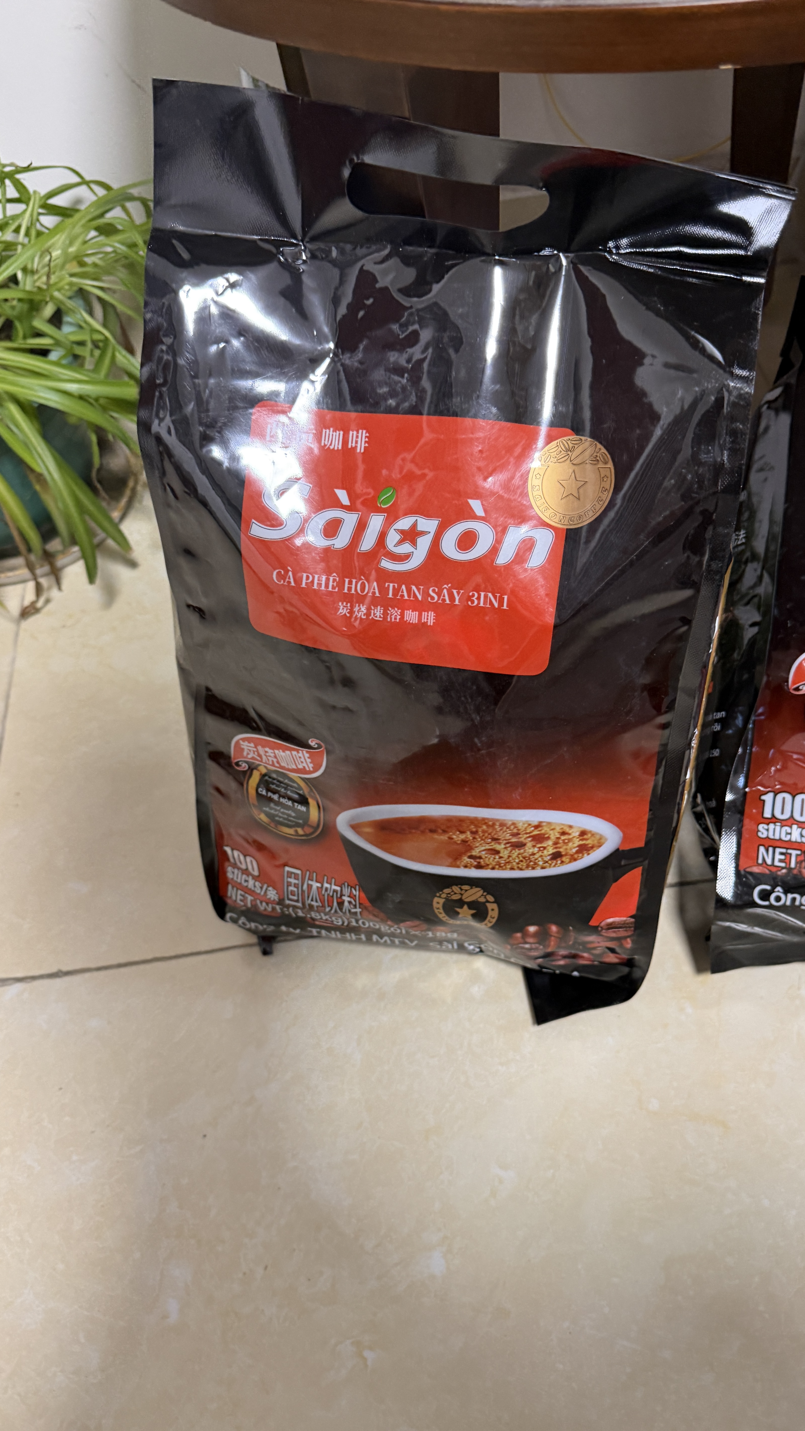 西贡越南三合一速溶炭烧咖啡1800g(18gx100条) 实拍图