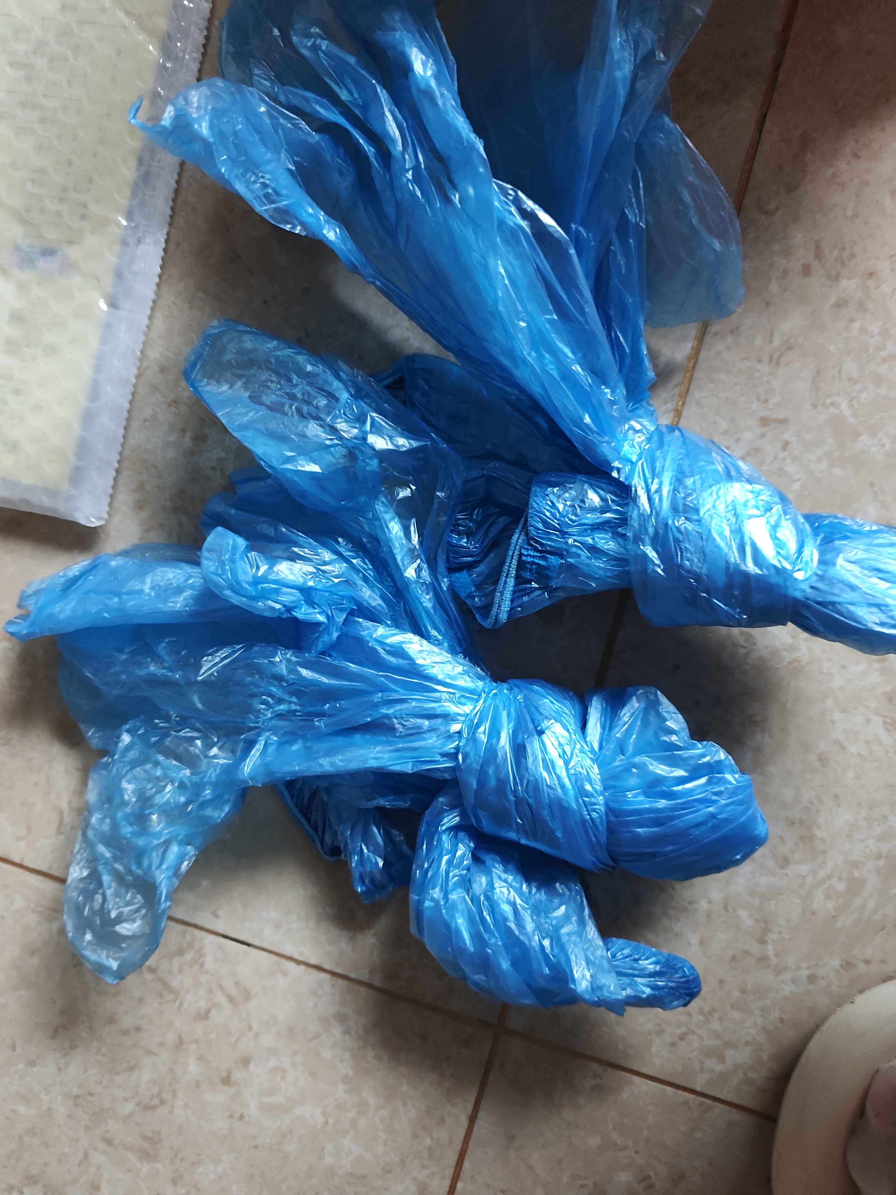 【加长专用防水鞋套】薄款一次性防雨鞋套男女防水防滑漂流防雨 【颜色随机】2双4只 实拍图
