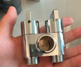 潜水艇（Submarine）F403一进二出三通角阀黄铜镀铬双把双控单独出水自带止水装置银色 实拍图