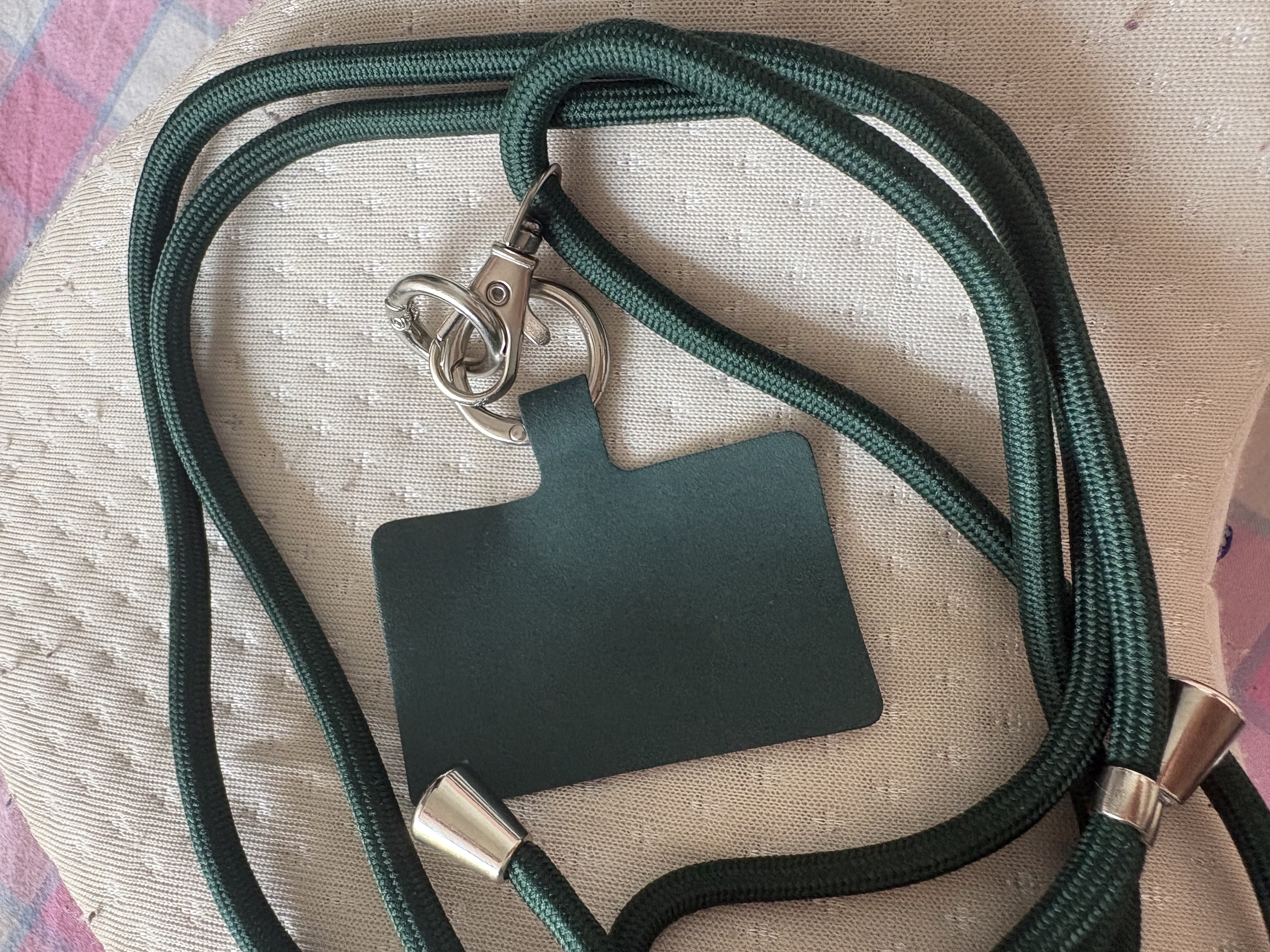 手机挂绳挂脖斜挎尼龙 防盗带贴片可背伸缩可调节万能手机壳结实耐用长款不勒脖钥匙卡套多功能 长款墨绿【赠送指环扣+夹片】 实拍图