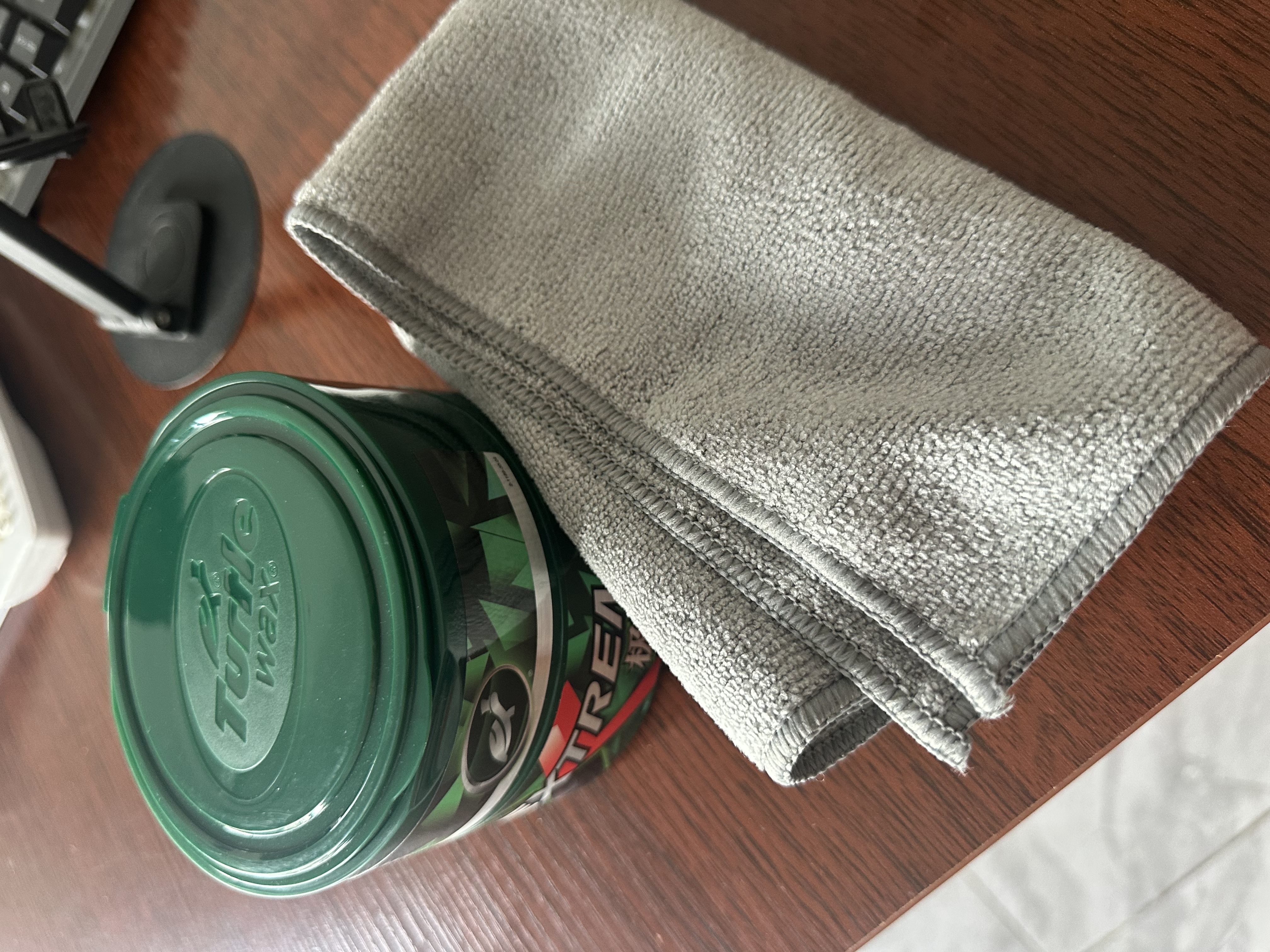 龟牌（Turtle Wax）极限蜡黑白全色通用蜡汽车蜡通用养护抛光镀膜去污车蜡300g 2060 实拍图