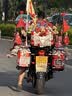 巴迪高一次性雨衣雨披加厚一体全身防暴雨骑手电动车户外登山徒步带帽 实拍图