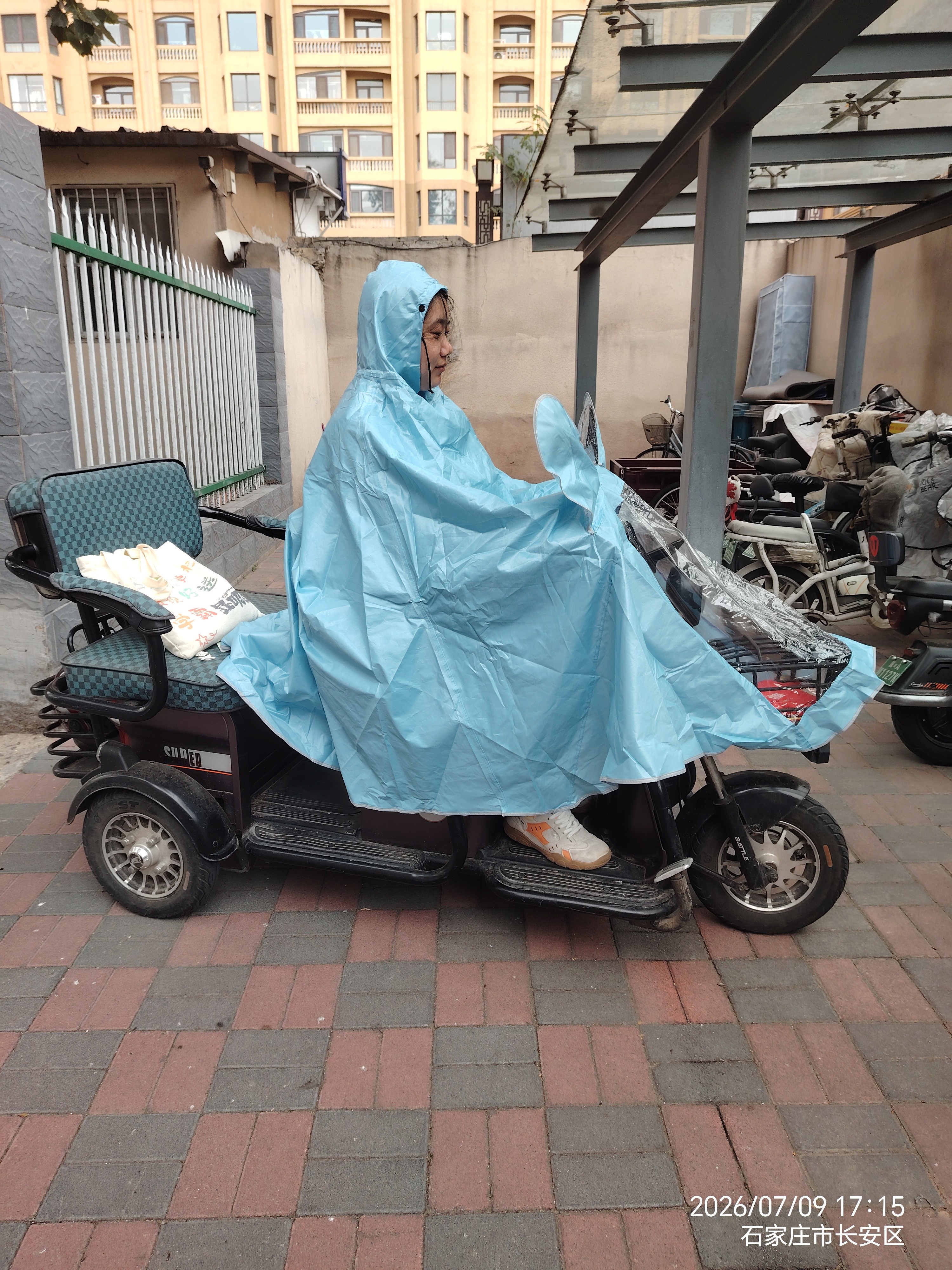 宫禾川电动车雨衣一体全身防暴雨套装成人骑手专用男女摩托车骑行雨披 实拍图