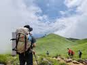 探路者（TOREAD）登山背包户外专业徒步轻便双肩包50L大容量防水透气旅行包 地茶色 实拍图