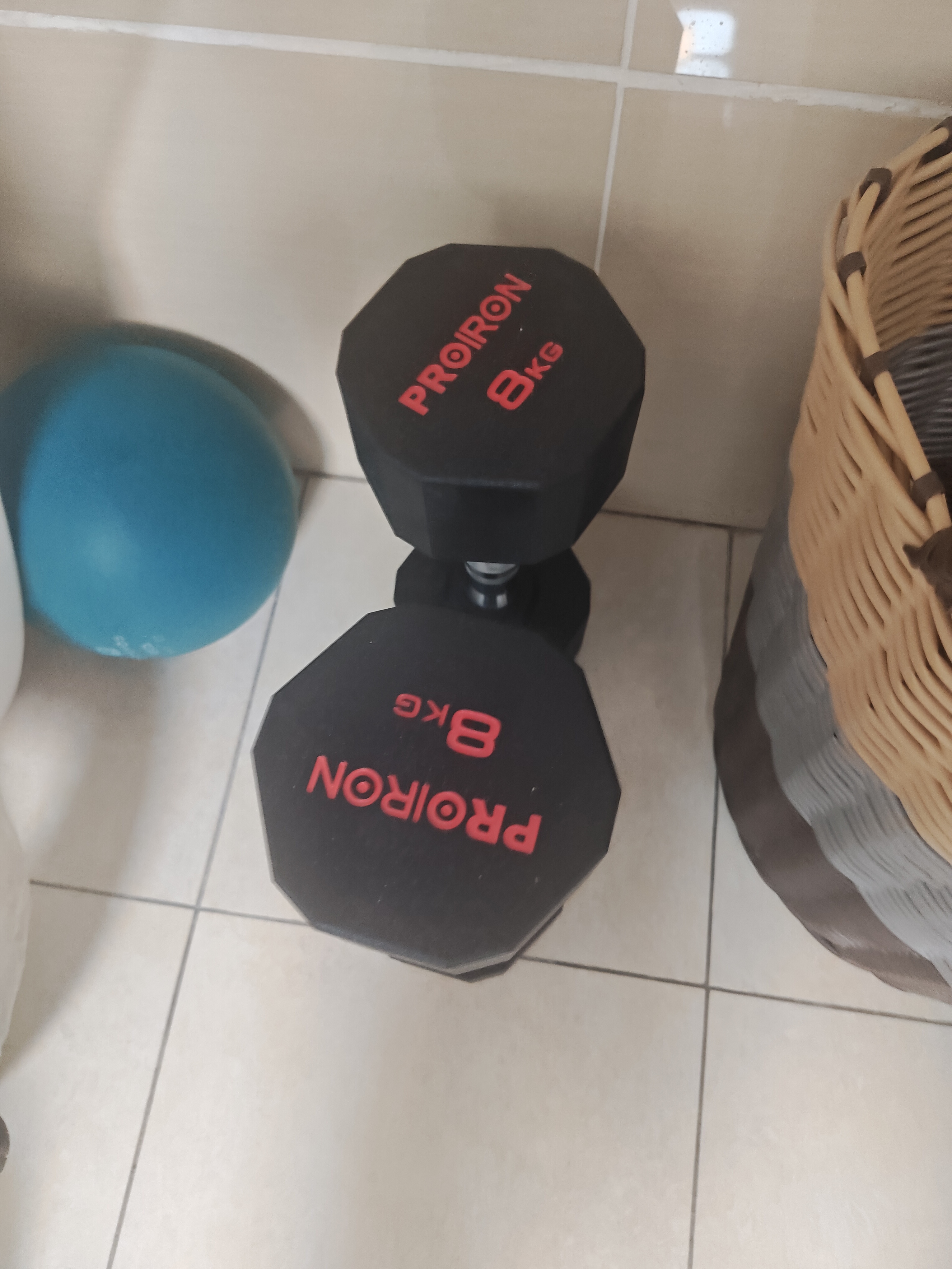 PROIRON普力艾 包胶哑铃男士家用哑铃健身十二边环保哑铃套装 8KG*1对 实拍图