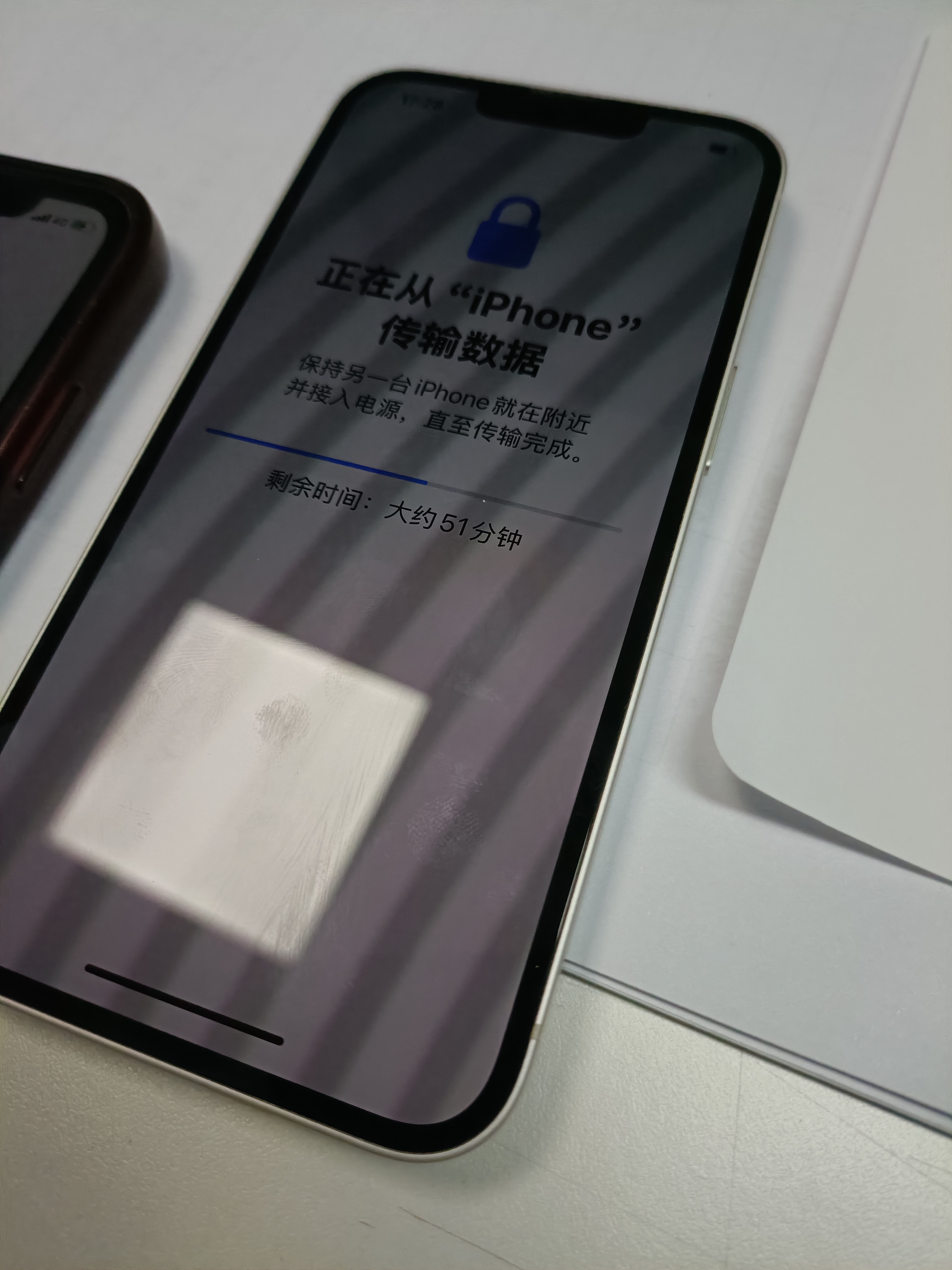 Apple 苹果13 iPhone 13 移动联通电信苹果5G 二手手机  国行国行补贴 星光色 256G 实拍图