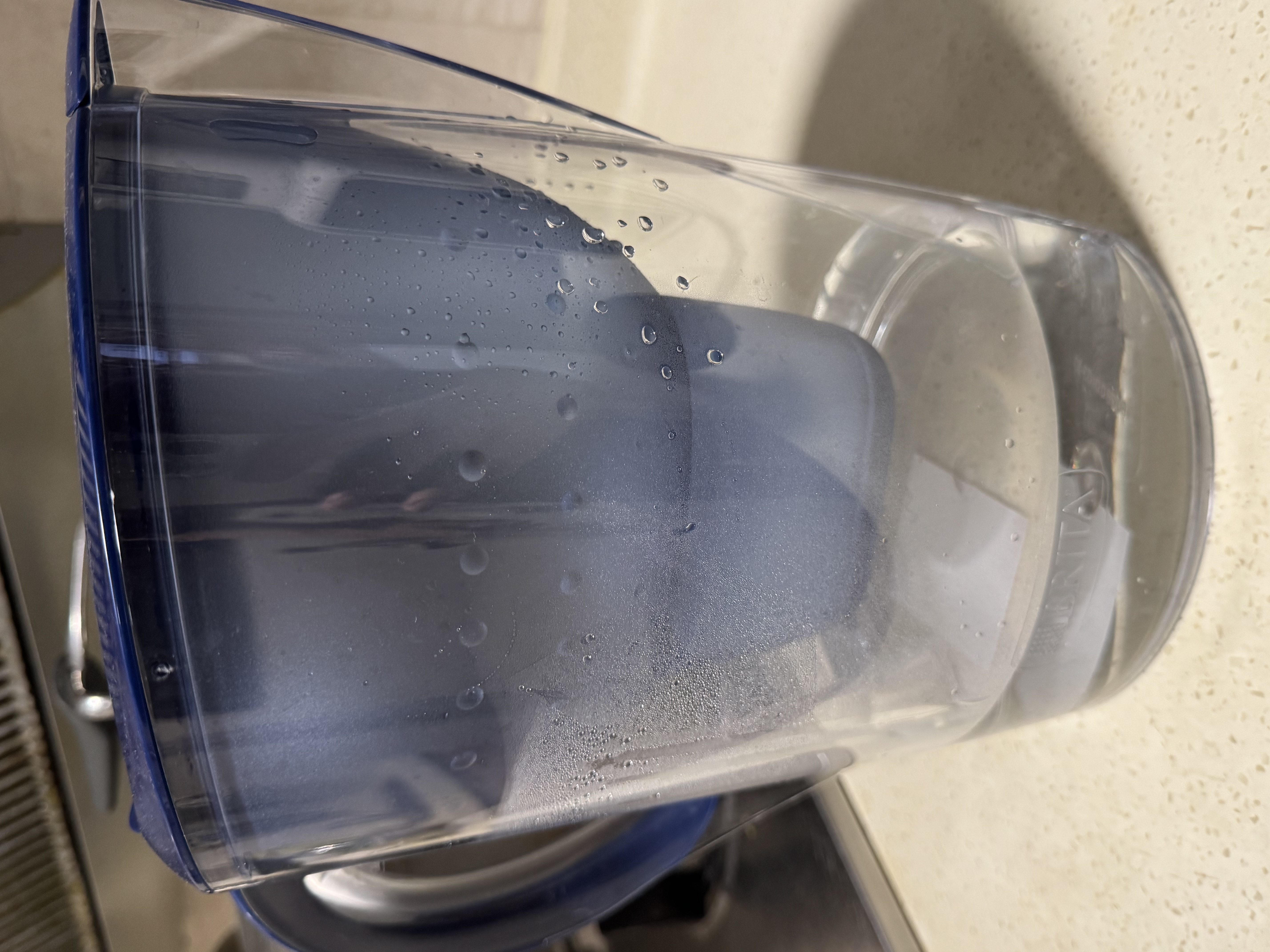 碧然德（BRITA） 过滤净水器 家用滤水壶 净水壶 海洋系列 3.5L蓝色 一壶6芯装 环保加固包装 实拍图
