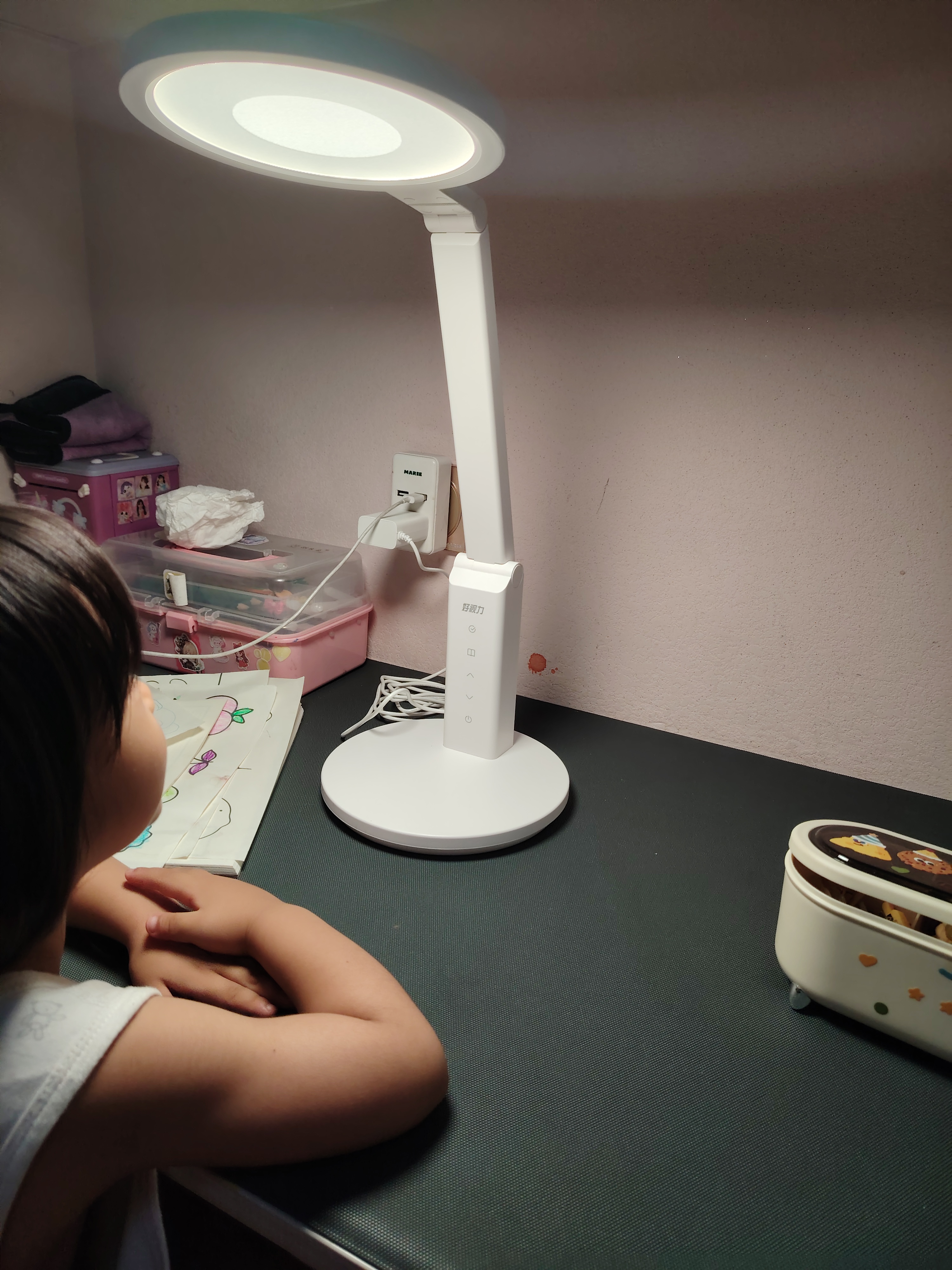 好视力AAAA级护眼台灯儿童学生学习阅读卧室书桌近视防控led灯 TG032Pro 实拍图
