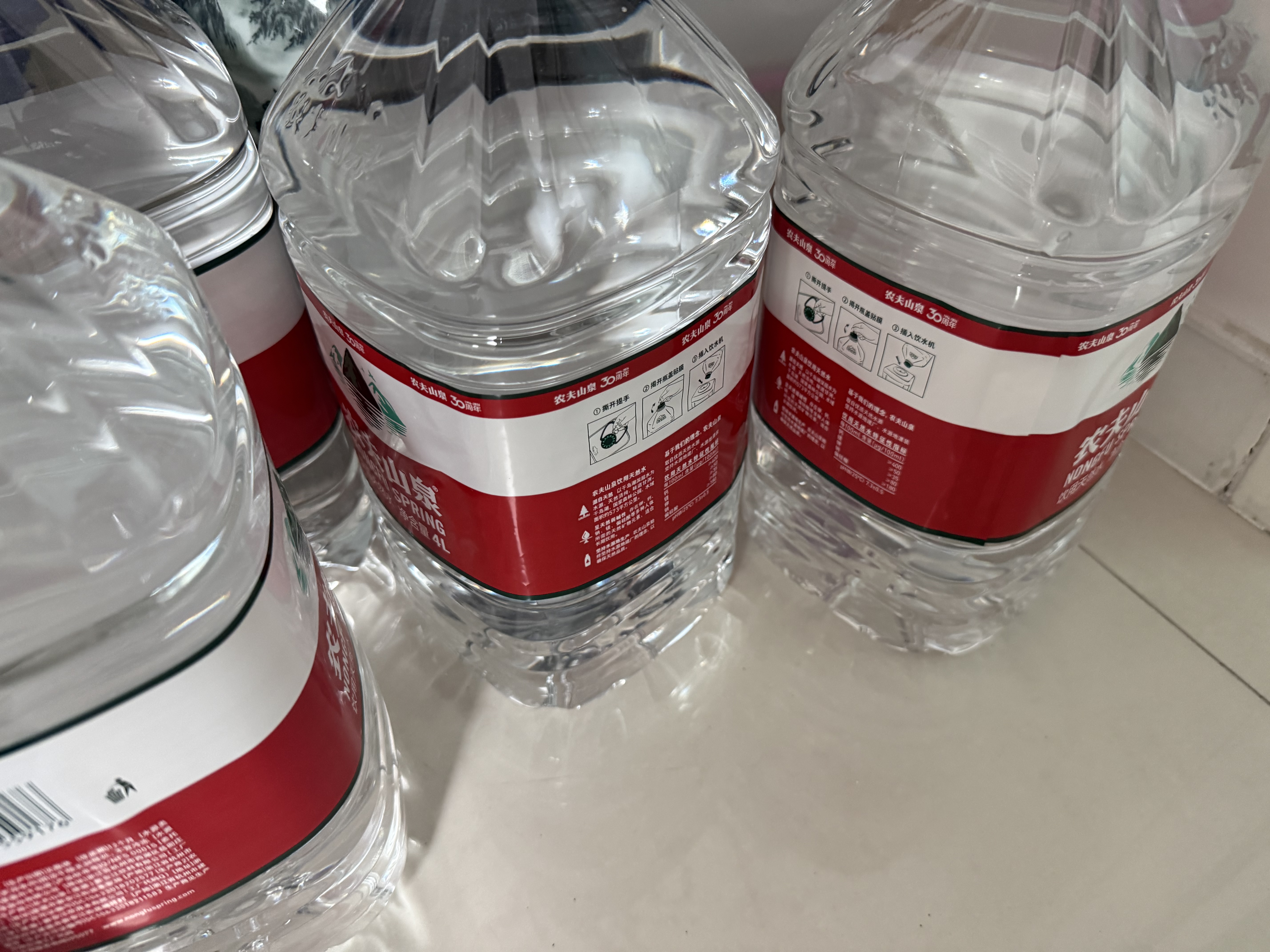 农夫山泉 饮用水 饮用天然水 透明装4L*6桶 整箱装 桶装水 实拍图