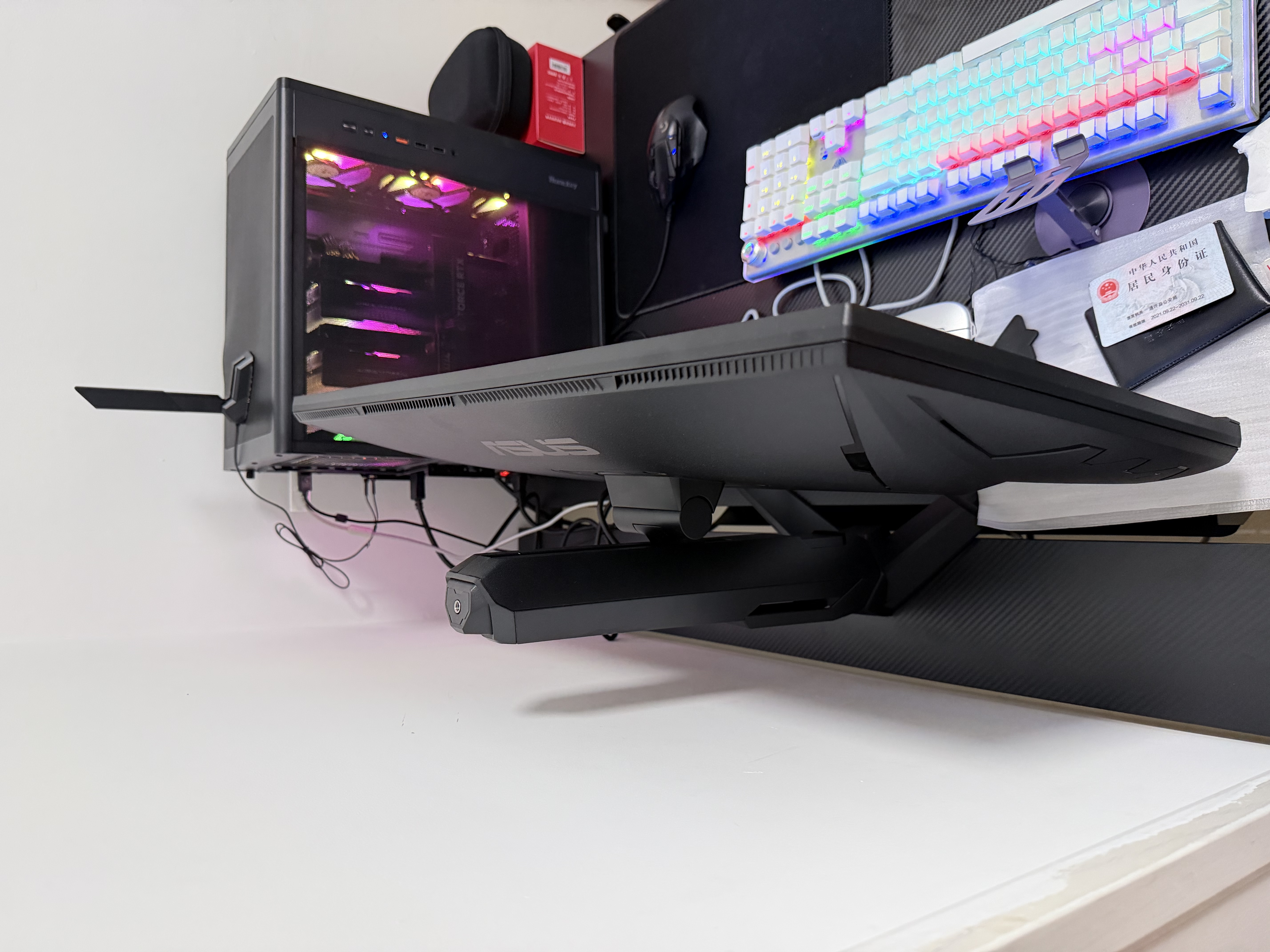 华硕小金刚VG27AQL5A 27英寸显示器2K200Hz显示器超频210Hz FastIPS FreeSync无撕裂 0.3ms响应 HDR400 实拍图