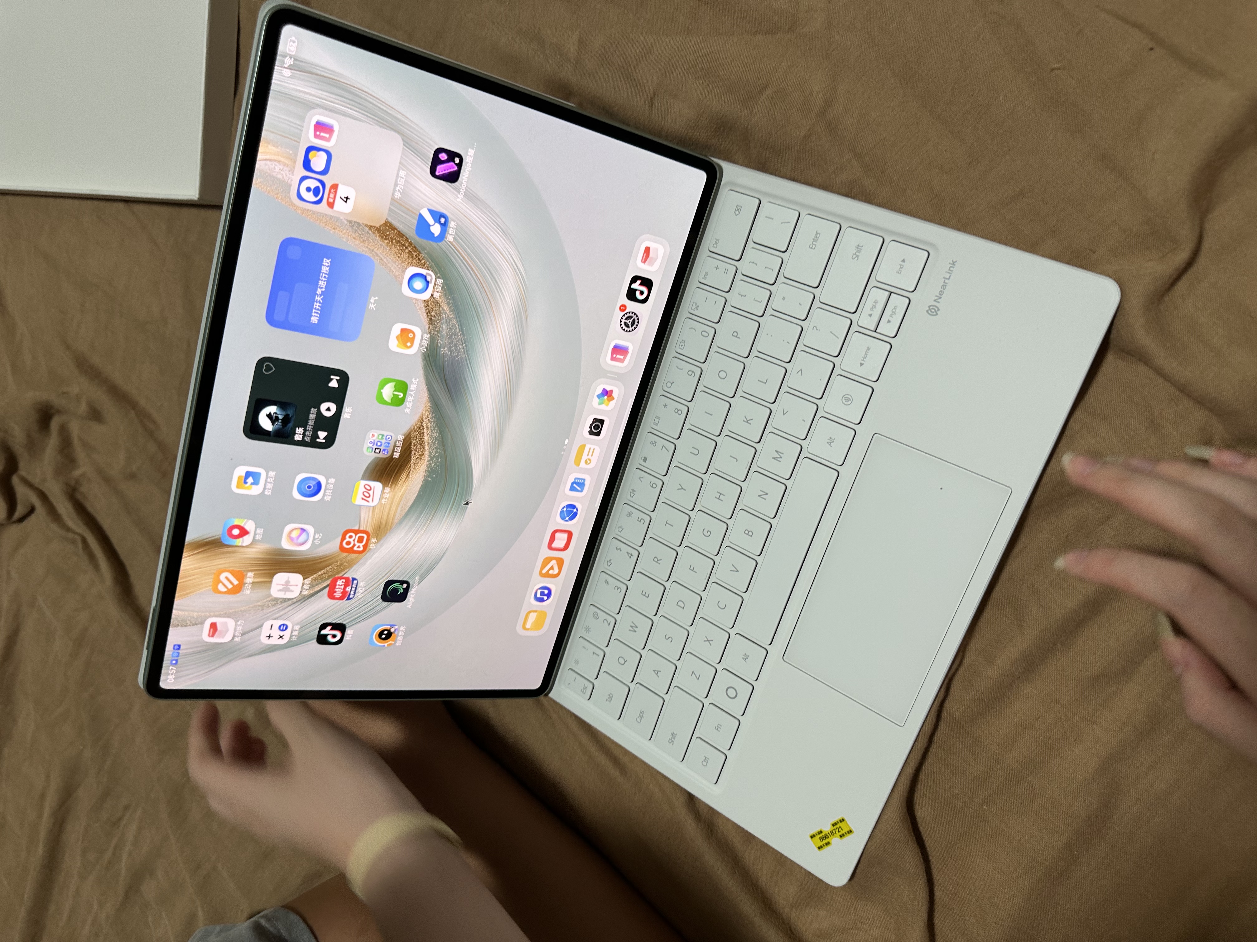 华为无线鼠标 Slim 优享版 蓝牙星闪双技术 适配平板 笔记本 灰色 实拍图