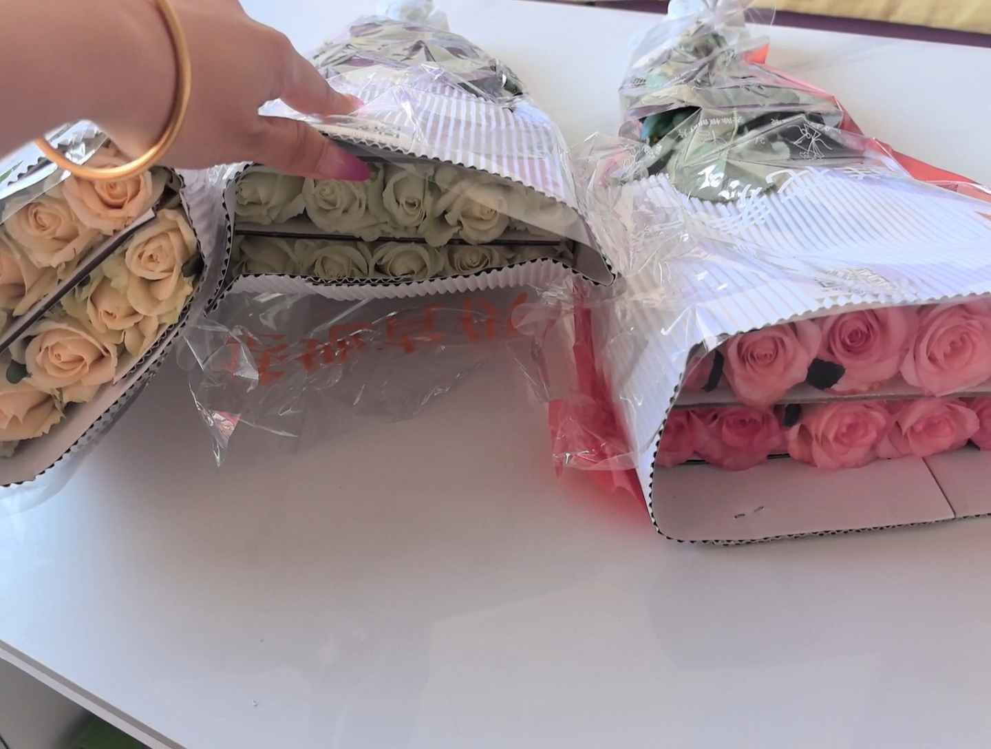 京东鲜花玫瑰花随机颜色30枝(2-3种颜色)40cm鲜切花生活花束山东源头直发 实拍图