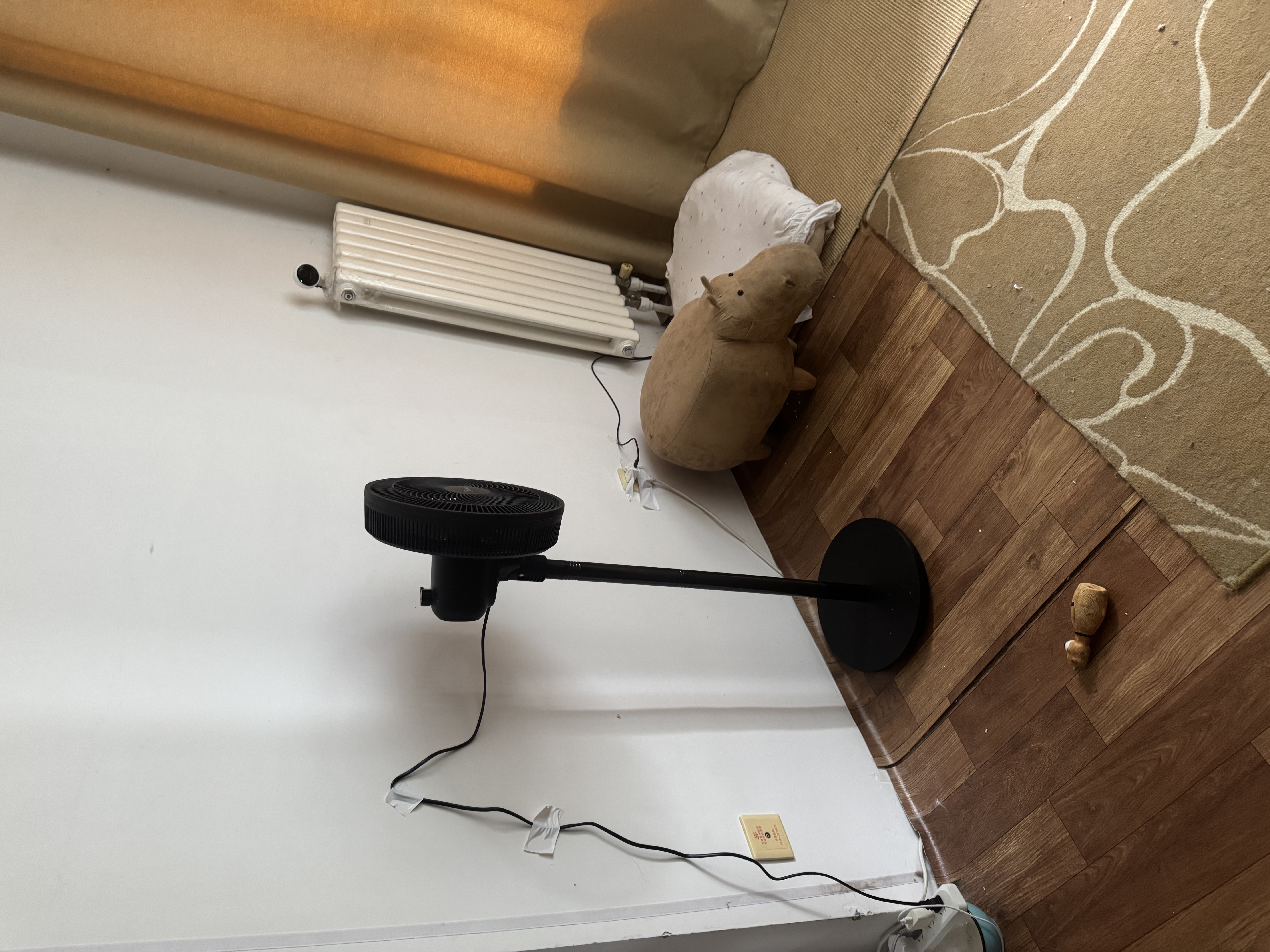 美的（Midea）【超级单品】七叶轻音立式电风扇家用柔风落地扇台式桌面小型风扇大风量节能摇头宿舍电扇 SAF30AB 实拍图
