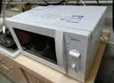 美的（Midea）微波炉经典升级款M2A 家用小型20升平板式易清洁快捷双旋钮高效速热杀菌除味2026新款 实拍图