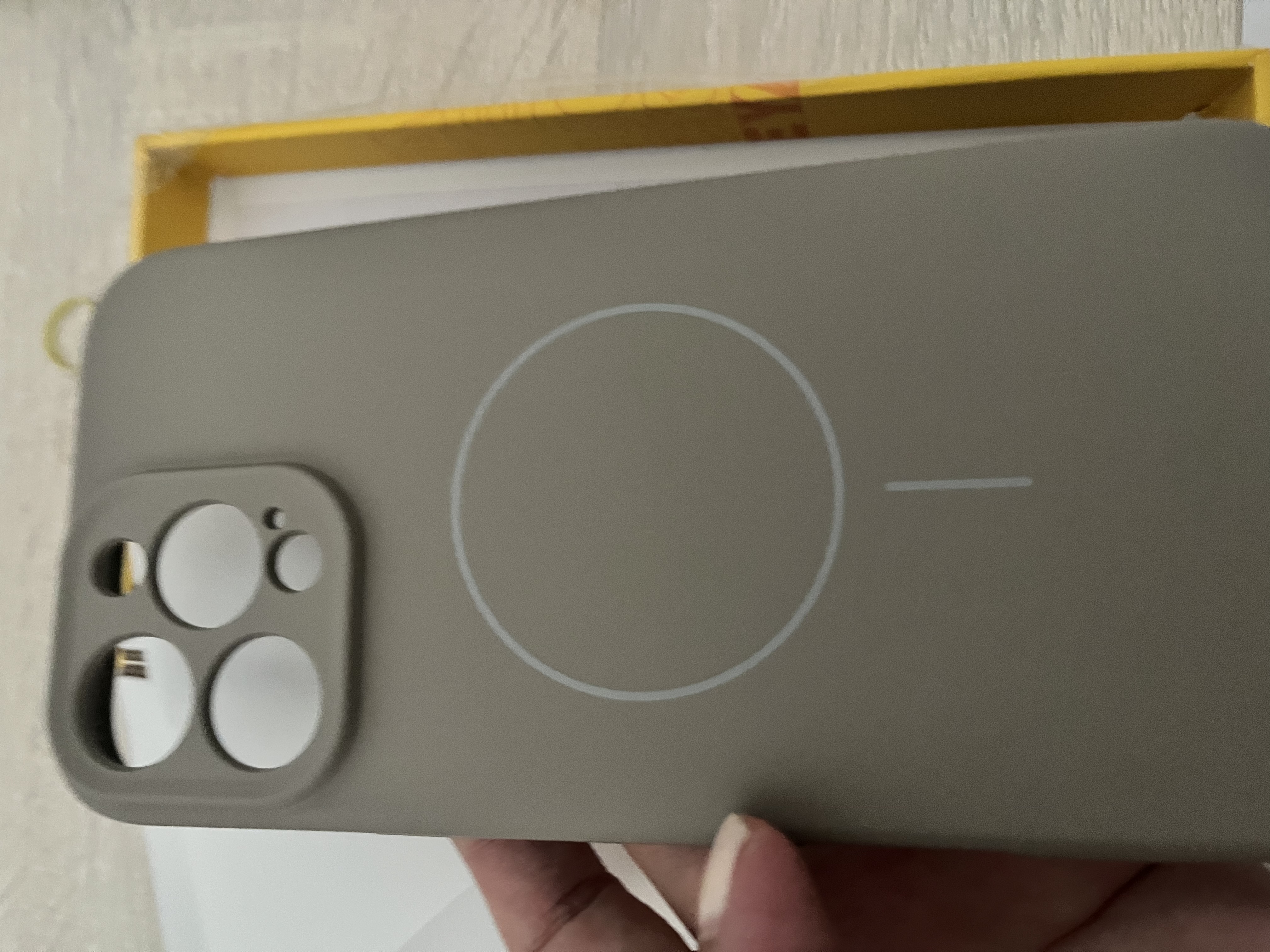 奶小鸭（NEYAA）适用苹果16promax手机壳iphone16promax保护套全包超薄Magsafe磁吸液态硅胶防摔简约男女款 钛原色 实拍图