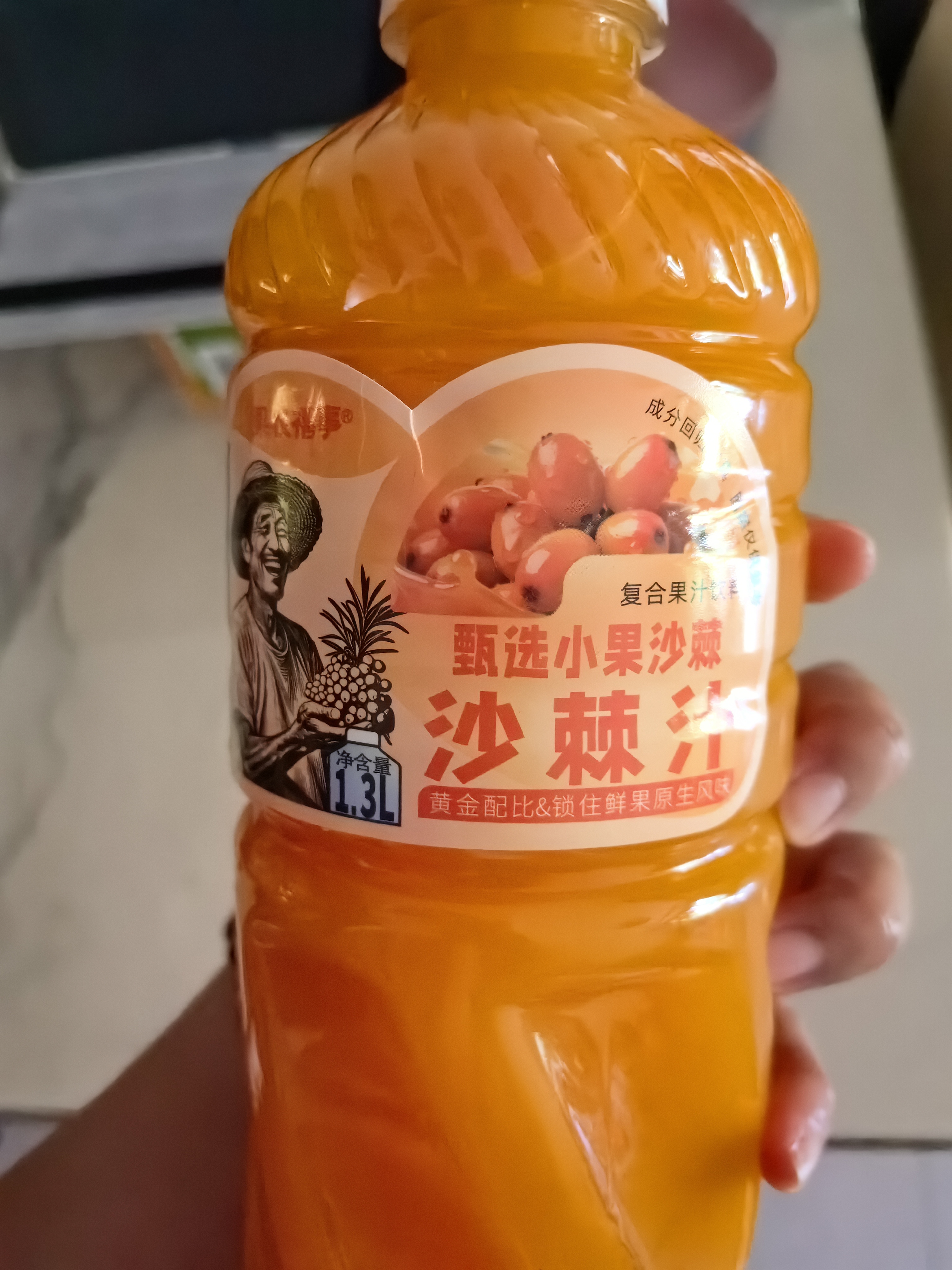 果农禧事 小果复合沙棘汁 果味果汁饮料 大容量 1300mL*1瓶 去果渣纯果汁 实拍图