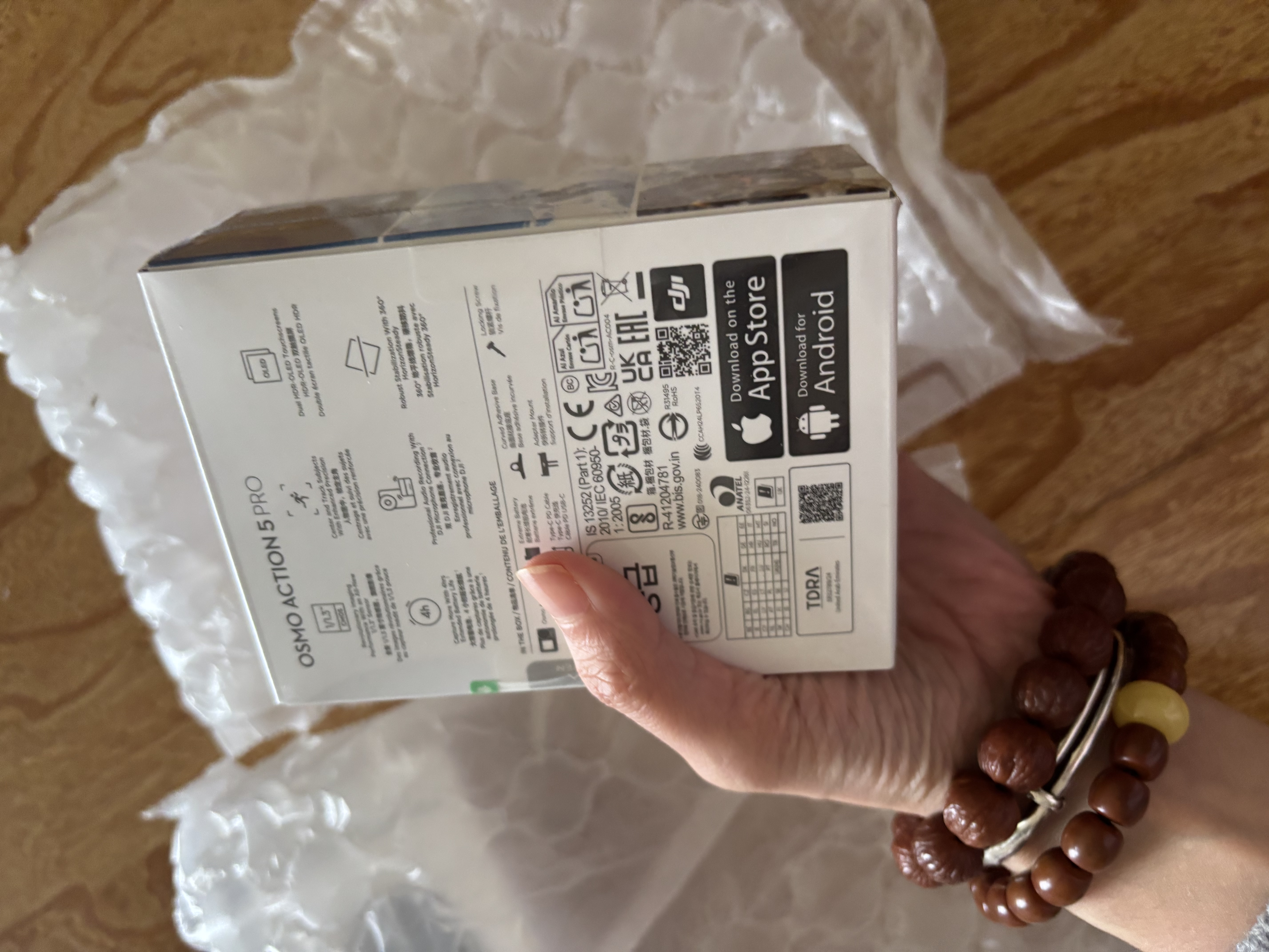 Apple/苹果 Watch S11 智能手表GPS款42毫米亮黑色铝金属表壳黑色运动型表带S/M MEU94CH/B 实拍图